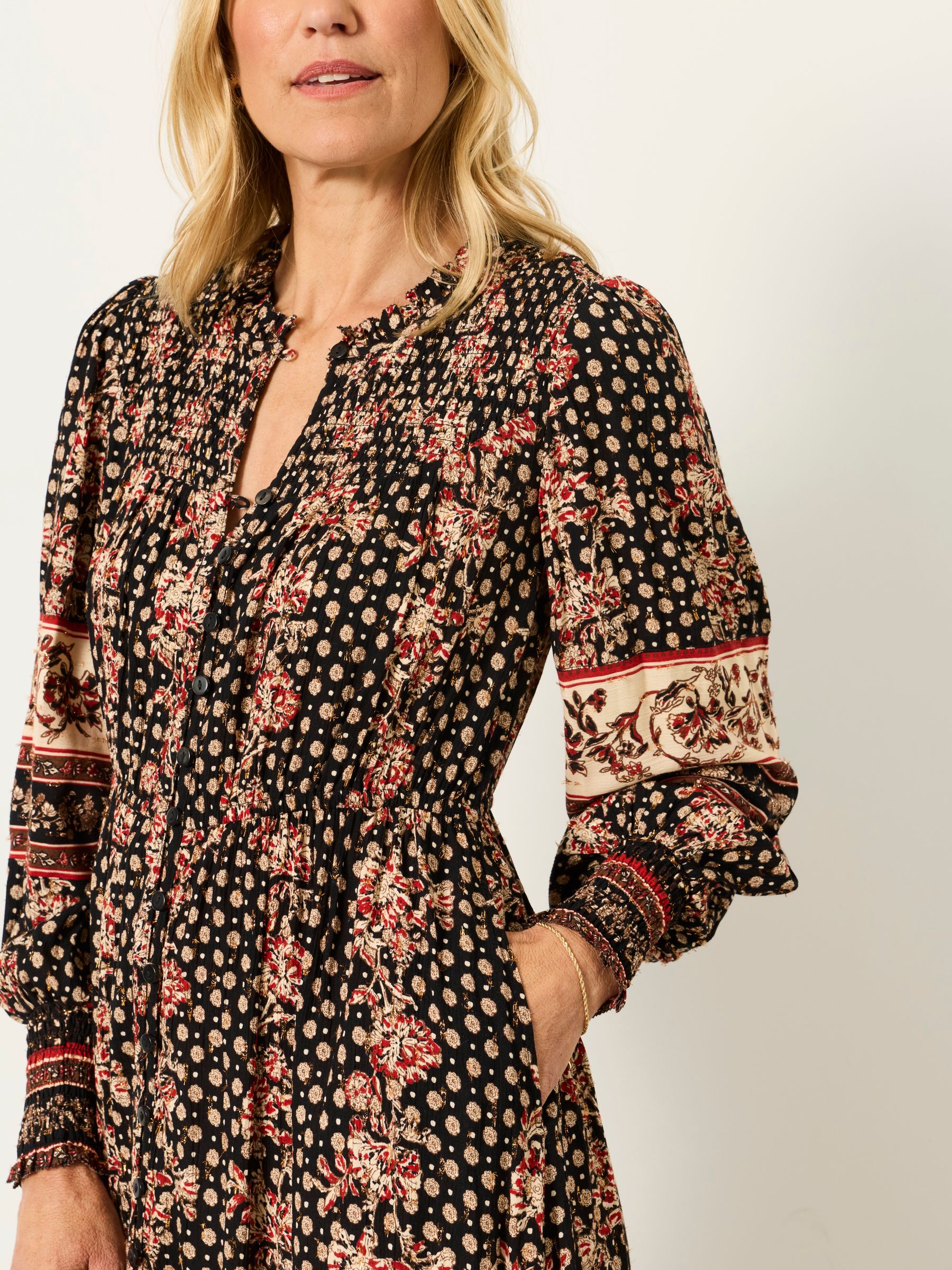 Isabella Black/Red Floral Petite Maxi Dress - Image 4 of 7