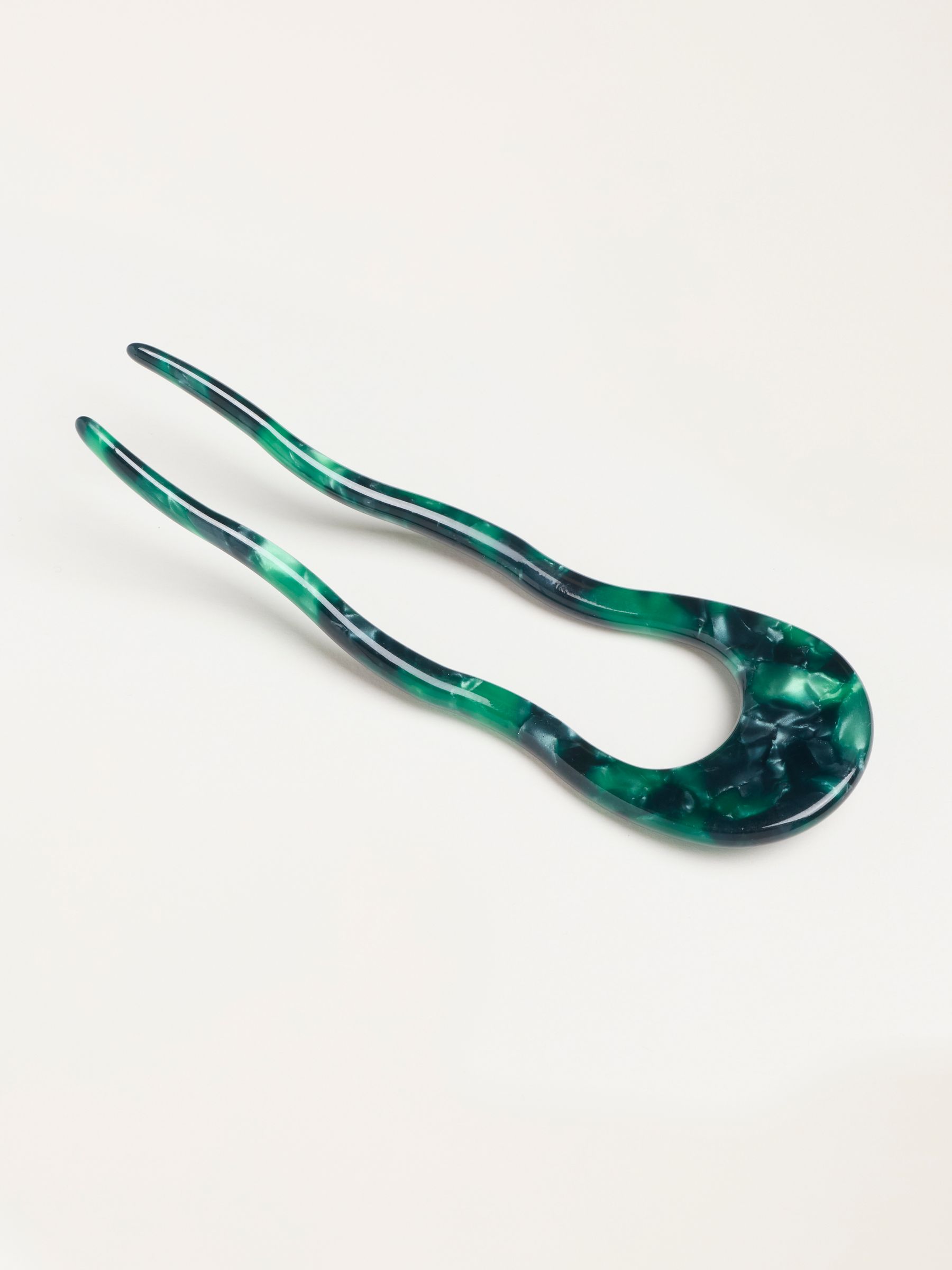 Green Resin Hair Pin - Image 2 of 2