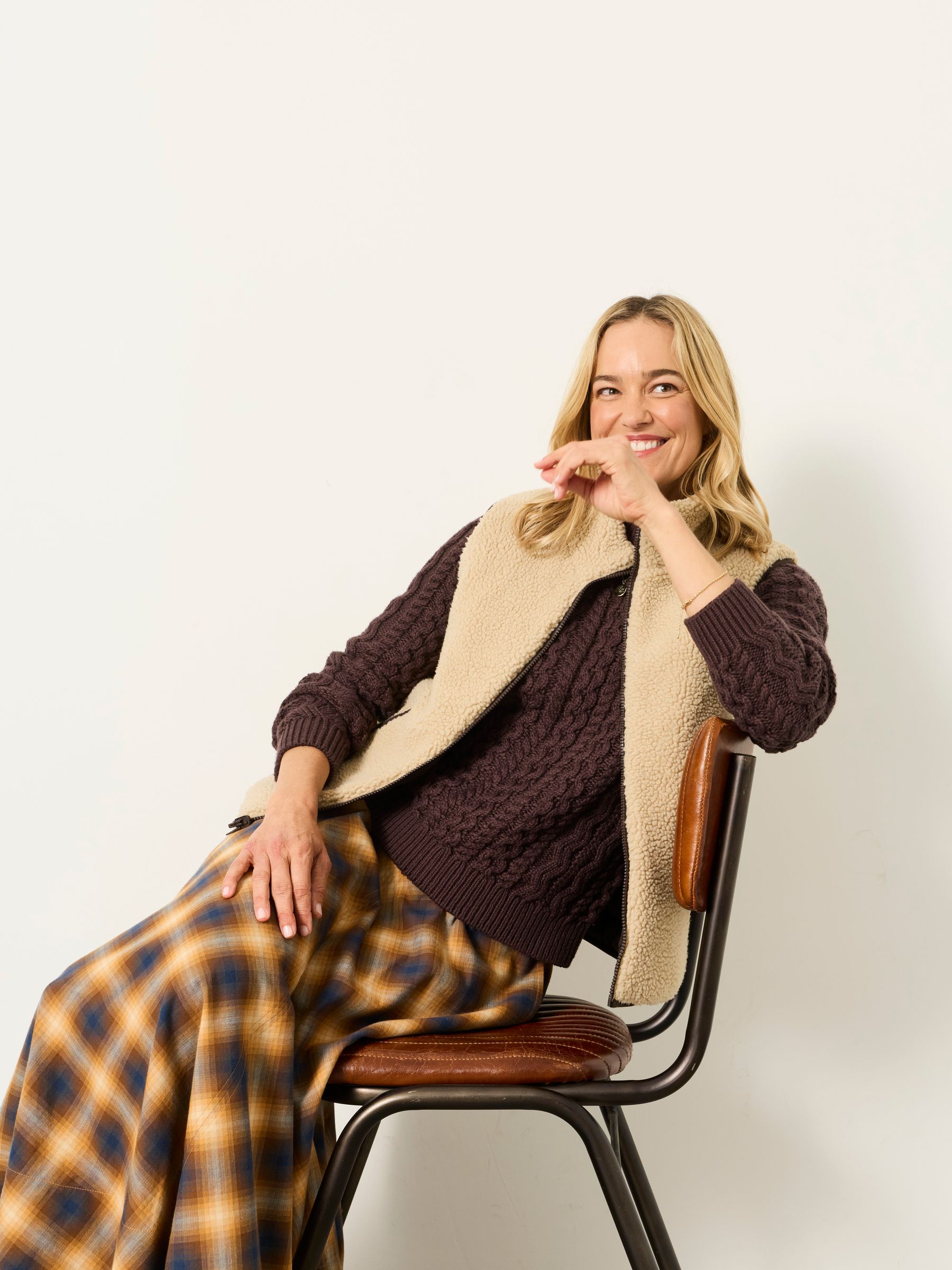 Luna Reversible Chocolate Brown Petite Padded Borg Fleece Gilet - Image 5 of 7