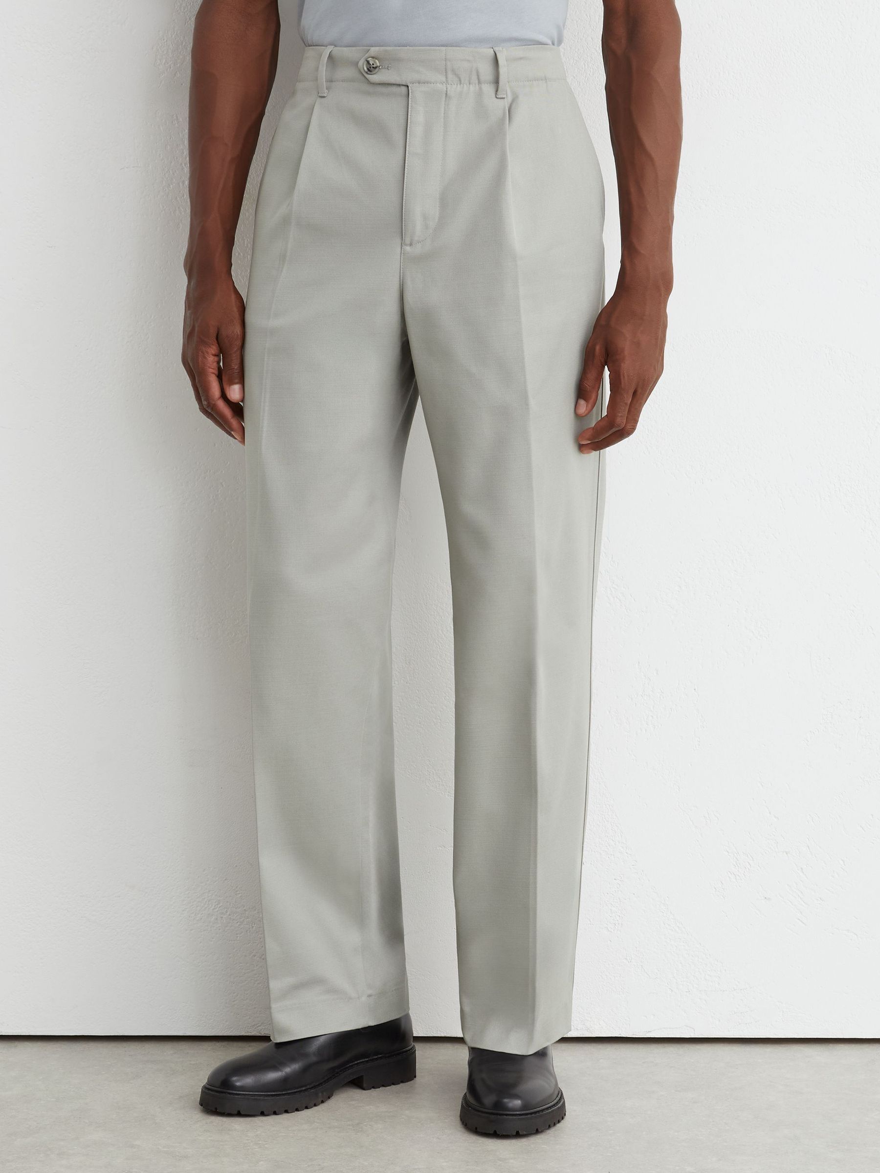 Cotton Slub Pleated Relaxed-Fit Trousers in Sage Green - Image 3 of 6
