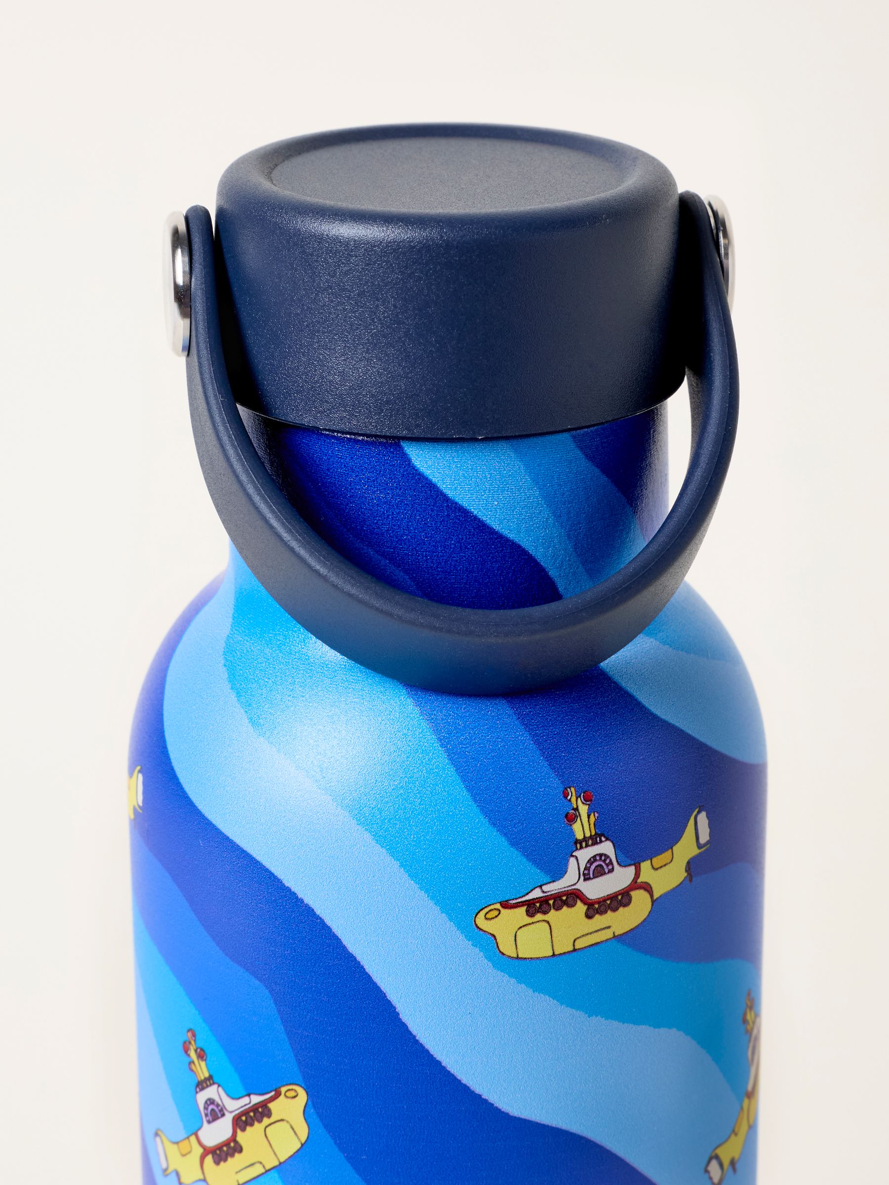 Navy Beatles Yellow Submarine Water Bottle - Image 3 of 3 Navy Beatles Yellow Submarine Water Bottle - Image 3 of 3