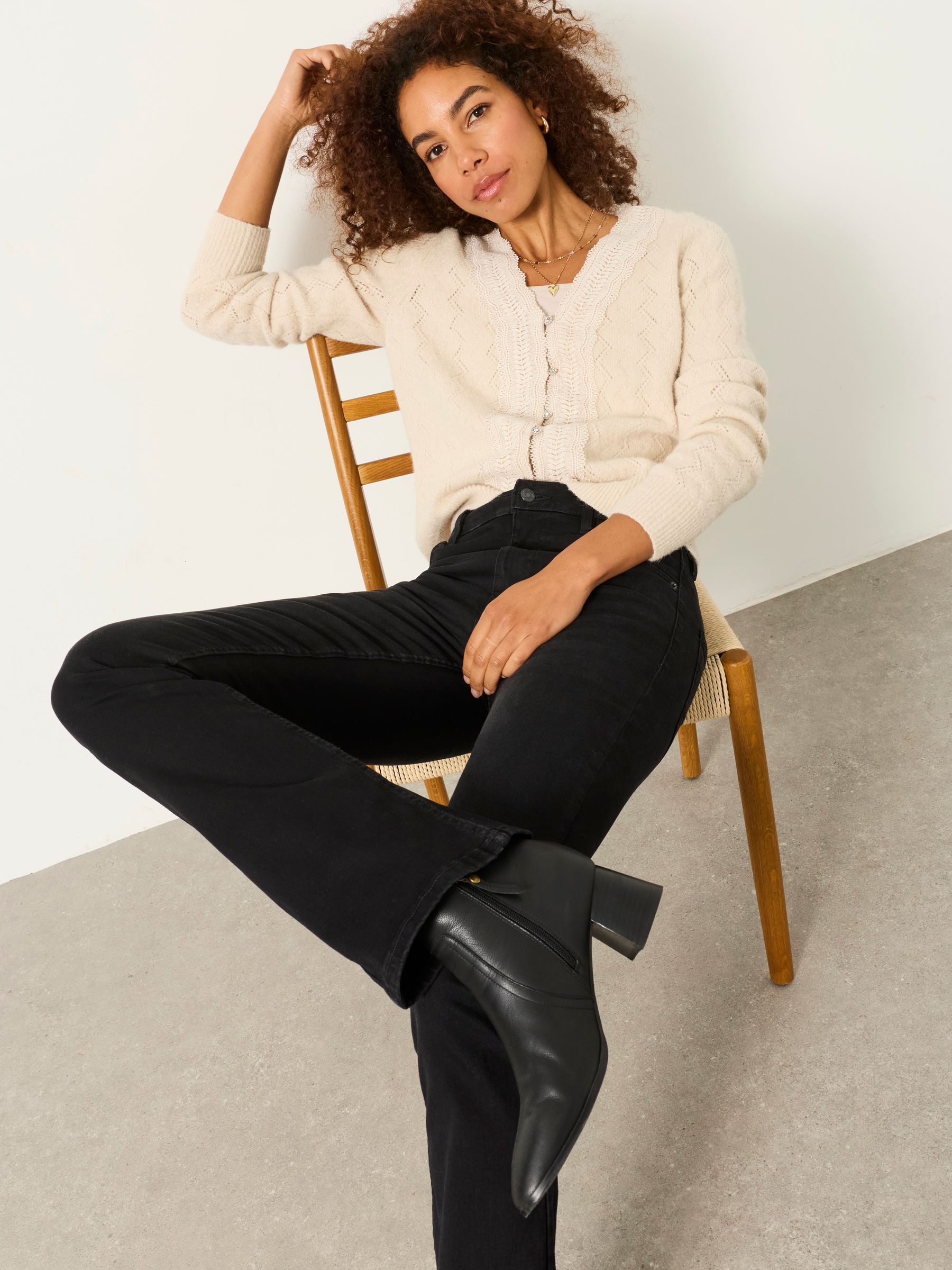 Katrine Black Boot cut Jeans - Image 6 of 7