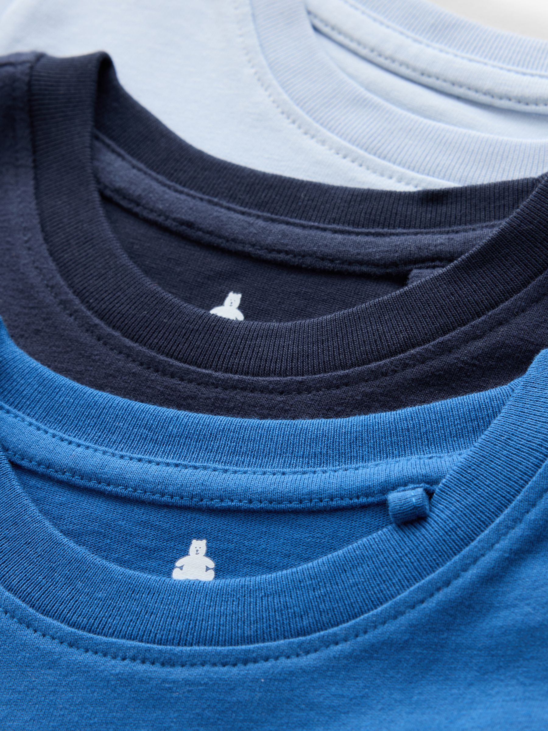 Blue 3 Pack Short Sleeve Brannan Bear Embroidered T-Shirts (6 mths - 5yrs) - Image 6 of 8