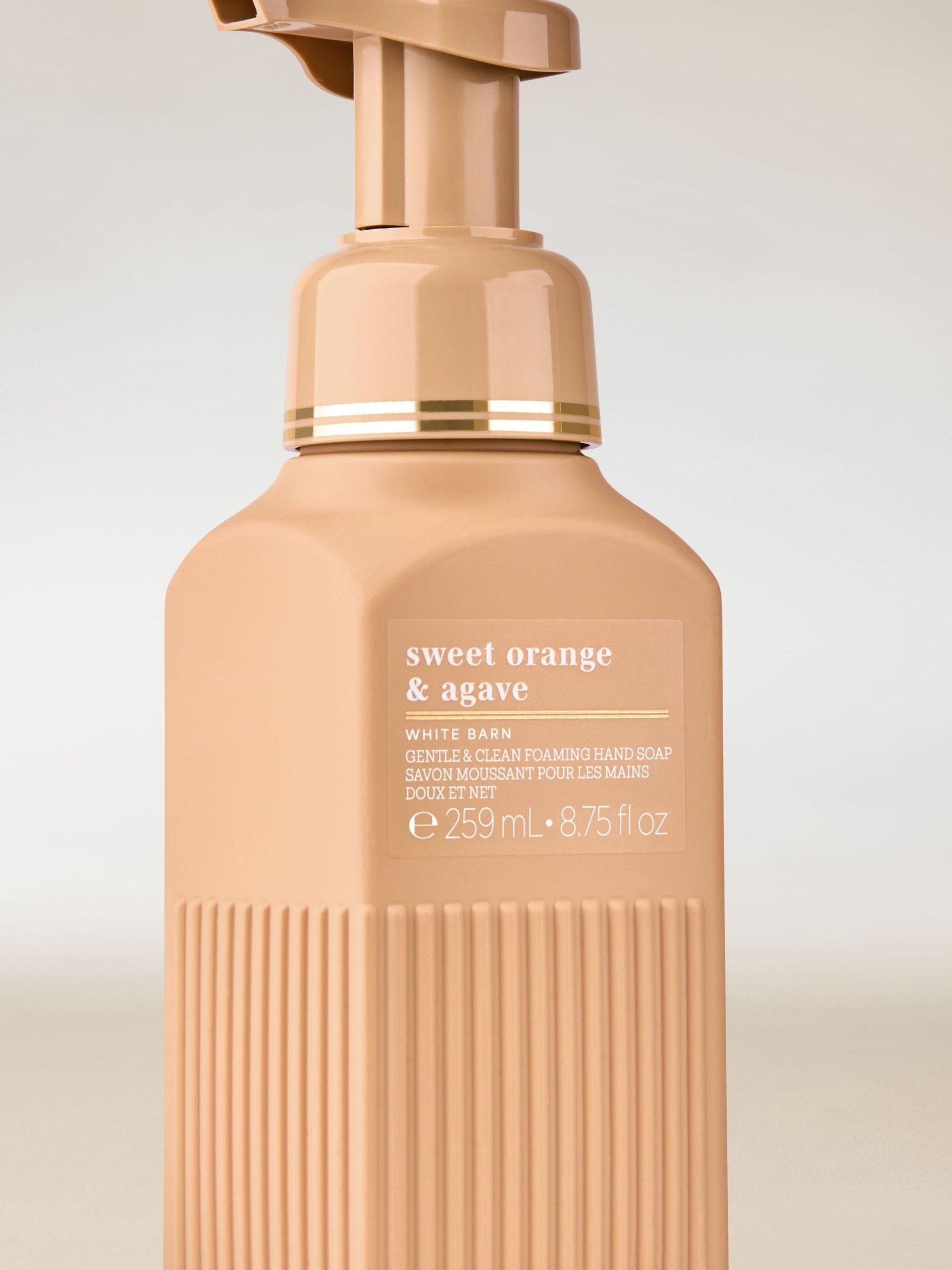 Sweet Orange and Agave Gentle & Clean Foaming Hand Soap 259ml - Image 2 of 3