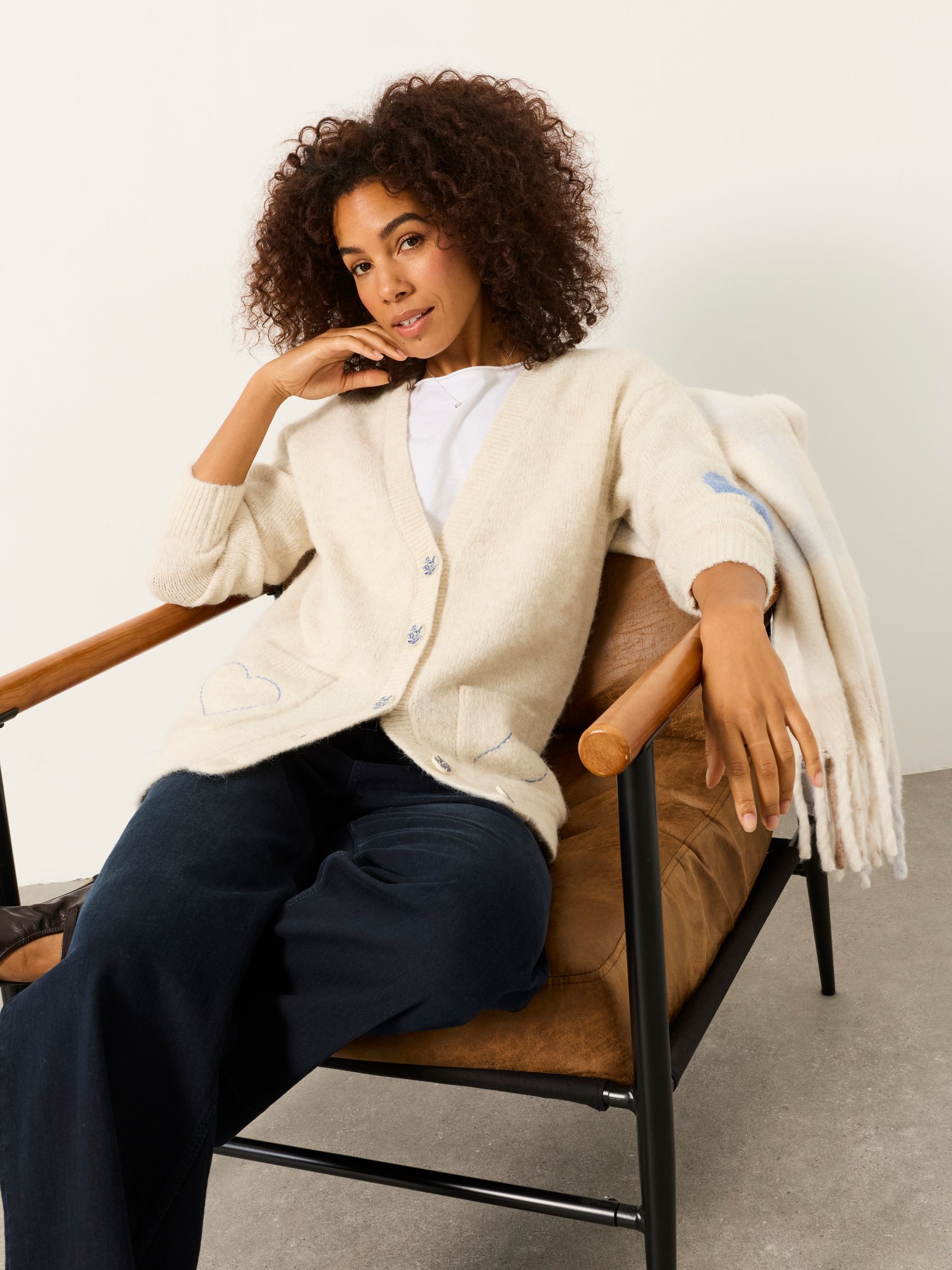 Ivory Heart Knitted Longline Cardigan - Image 4 of 6