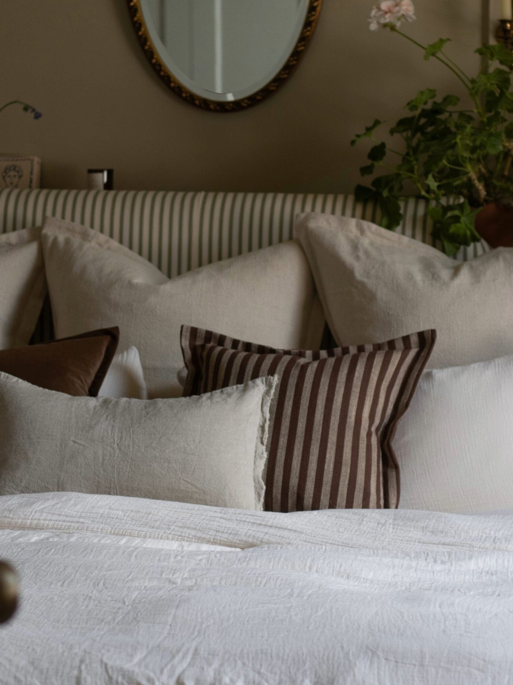 Ellenvale Interiors Brown Vienna Stripe Flanged Edge Cushion Cover 45x45 - Image 3 of 4