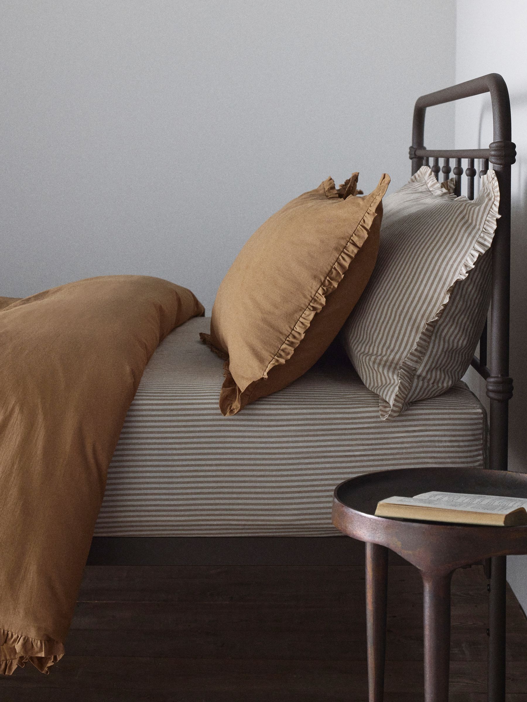 The Set 8 Piece Caramel/Stripe Frill Duvet Cover and Pillowcase Set with Fitted Sheets - Image 4 of 6
