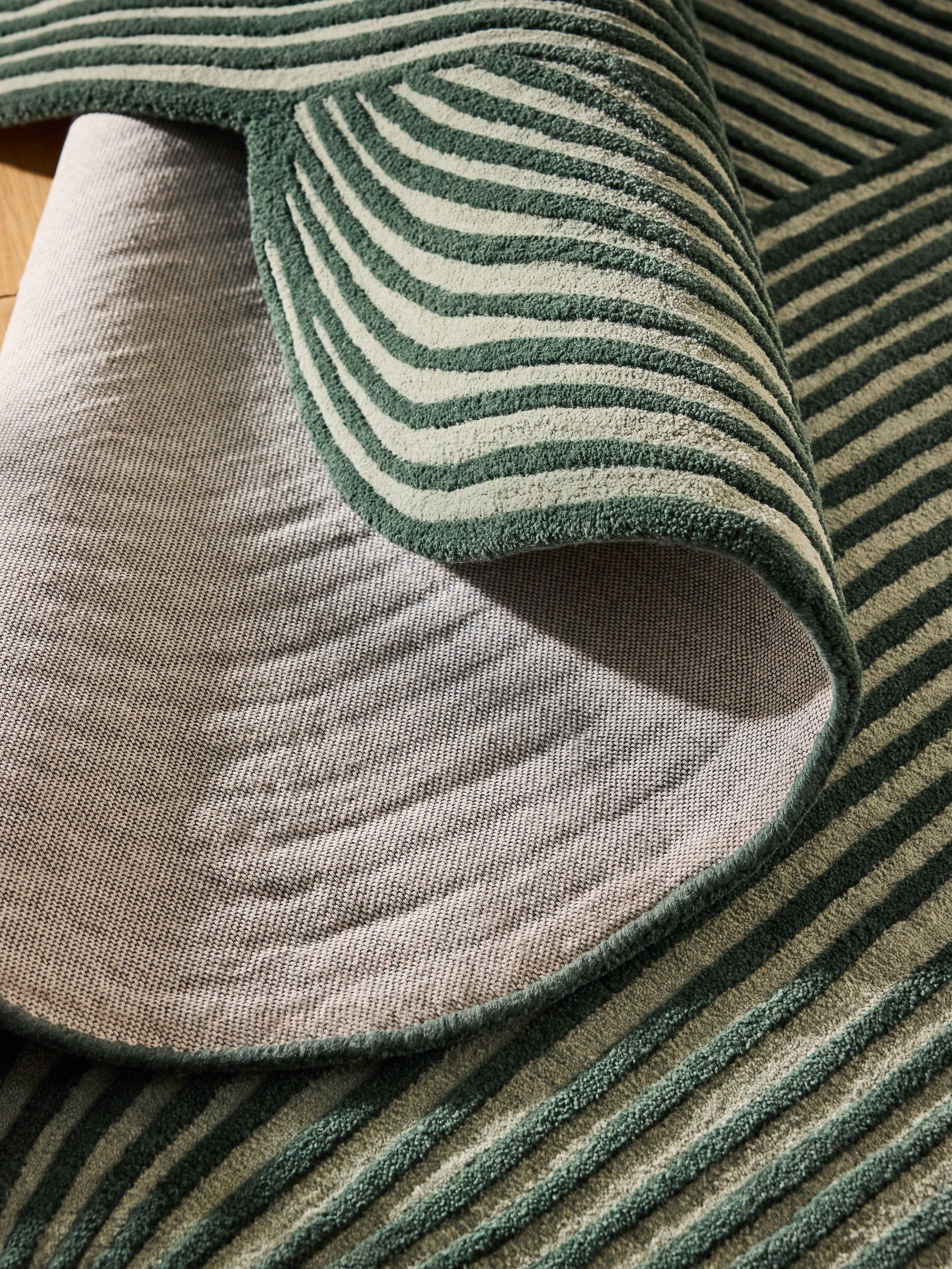 Casey Wool Tufted Rug in Green - Image 4 of 5