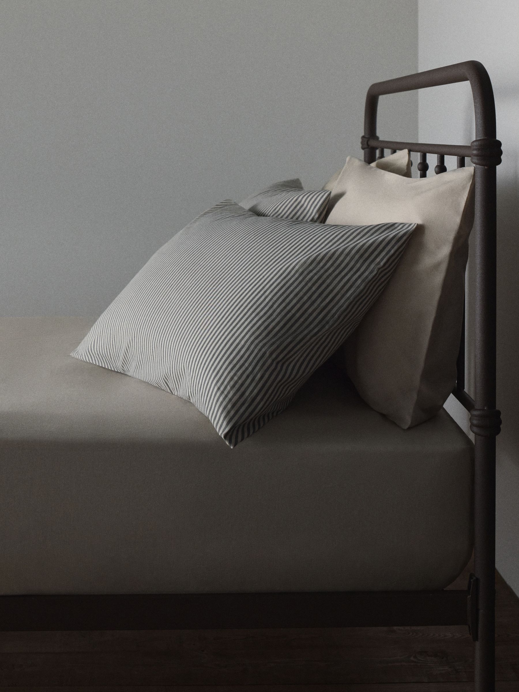 The Set Set of 2 Natural/Stripe Pillowcase and Fitted Sheet - Image 3 of 6