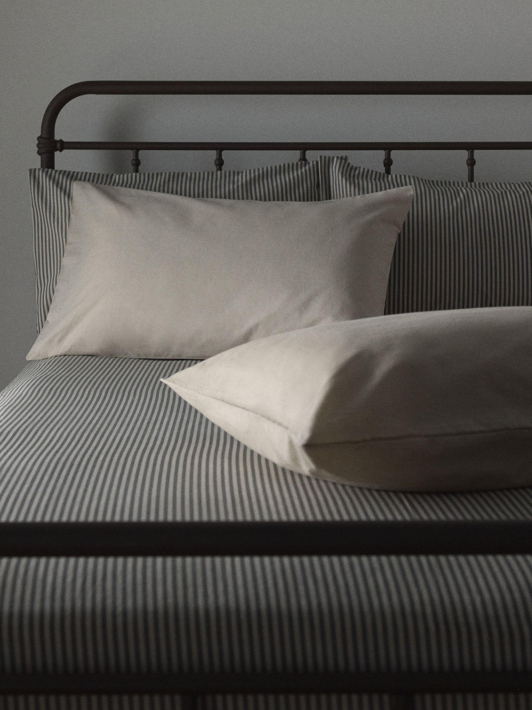 The Set Set of 2 Natural/Stripe Pillowcase and Fitted Sheet - Image 4 of 6