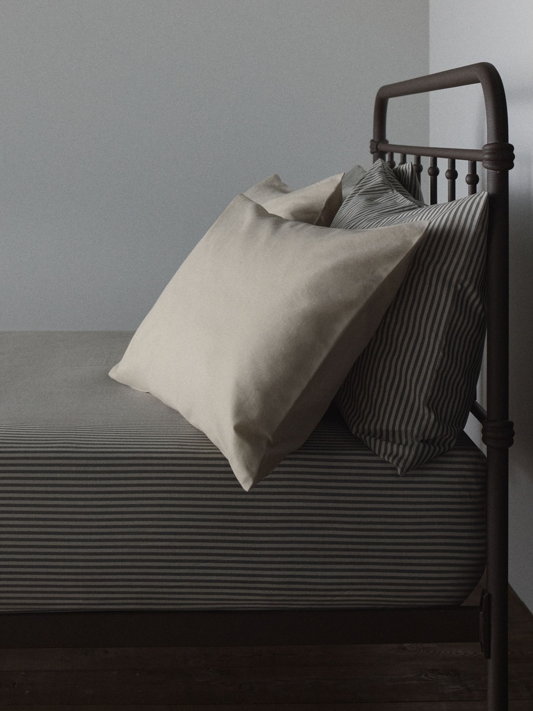 The Set Set of 2 Natural/Stripe Pillowcase and Fitted Sheet - Image 5 of 6