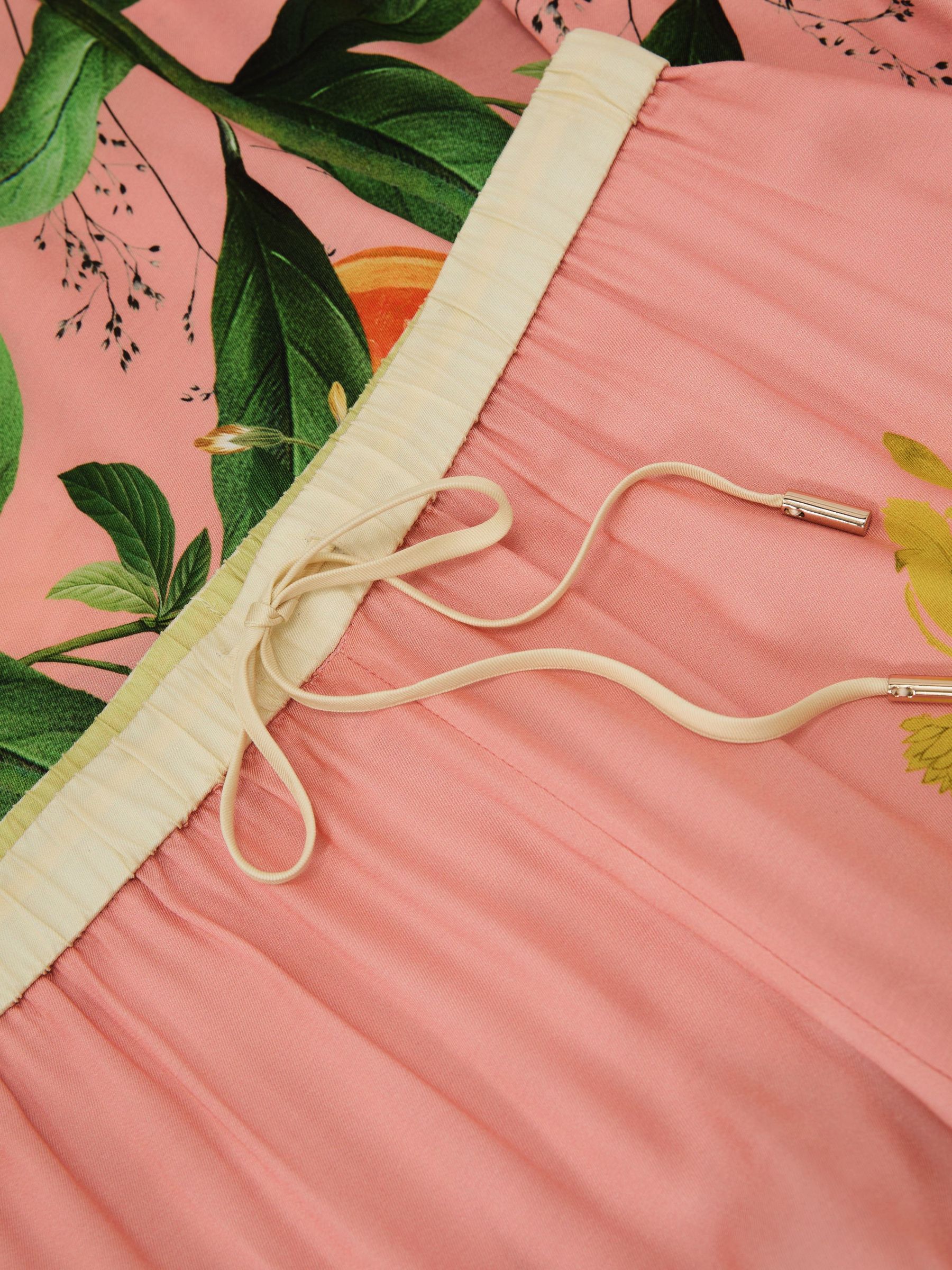 Trousers in Pink - Image 6 of 7