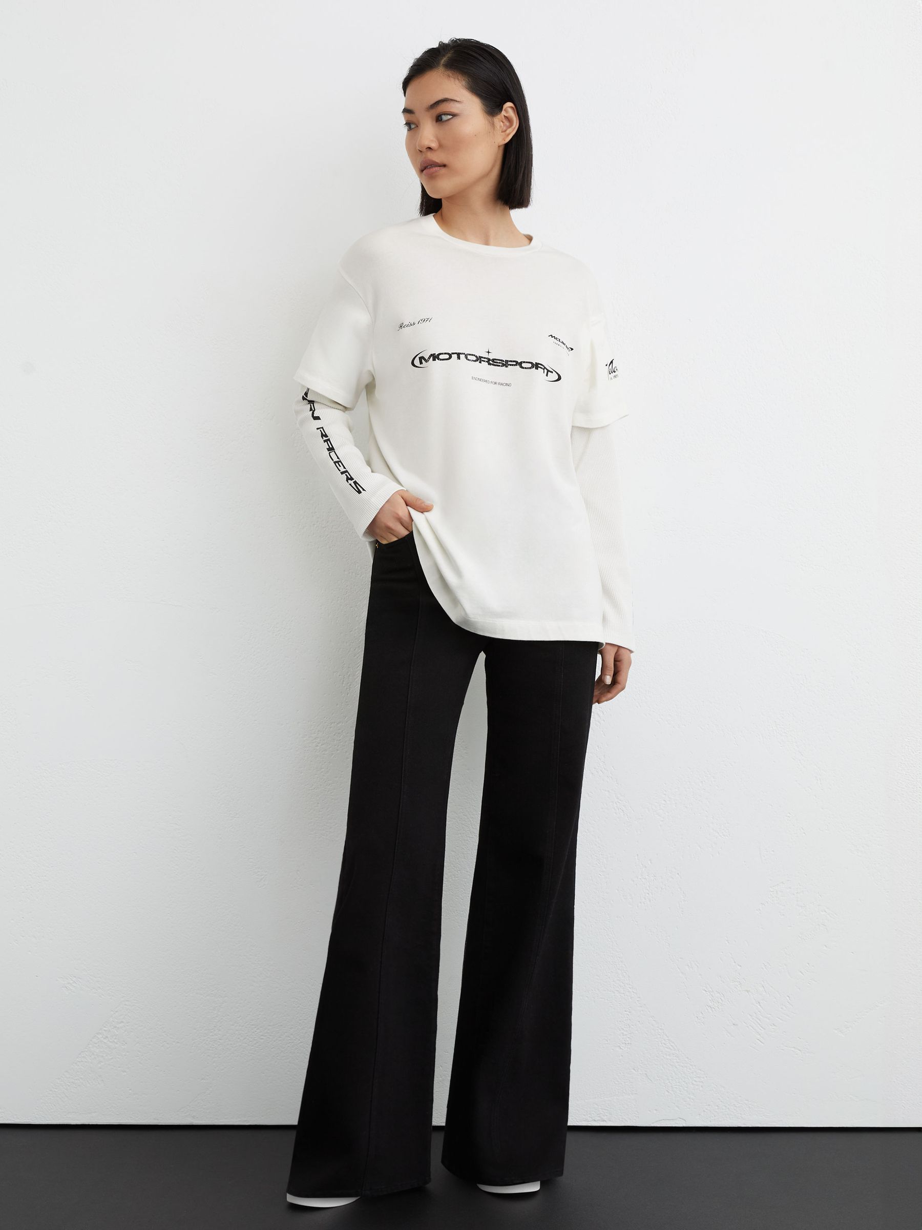 McLaren Racing Double-Layer Relaxed T-Shirt Unisex-Fit in White - Image 7 of 10