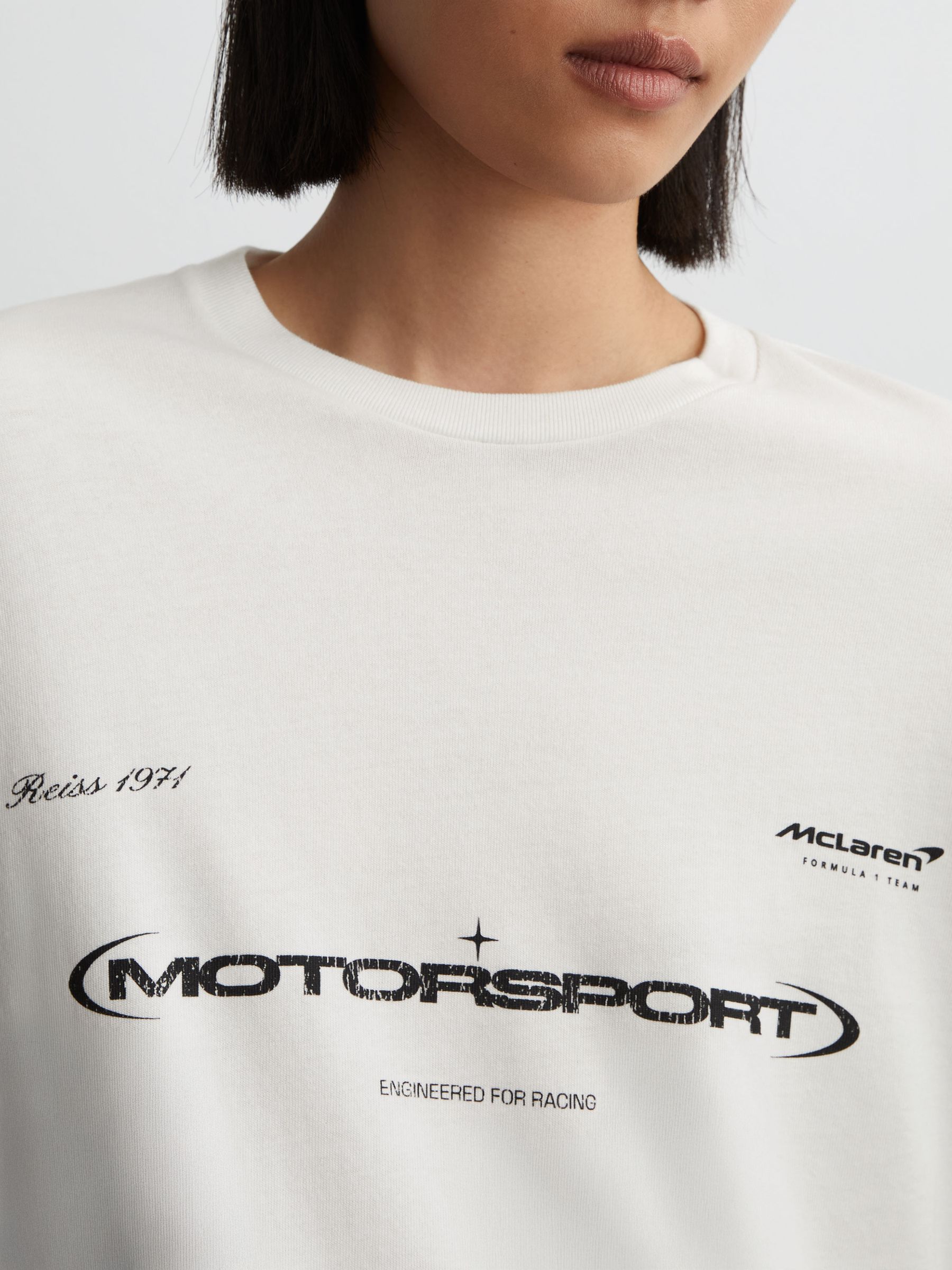 McLaren Racing Double-Layer Relaxed T-Shirt Unisex-Fit in White - Image 8 of 10