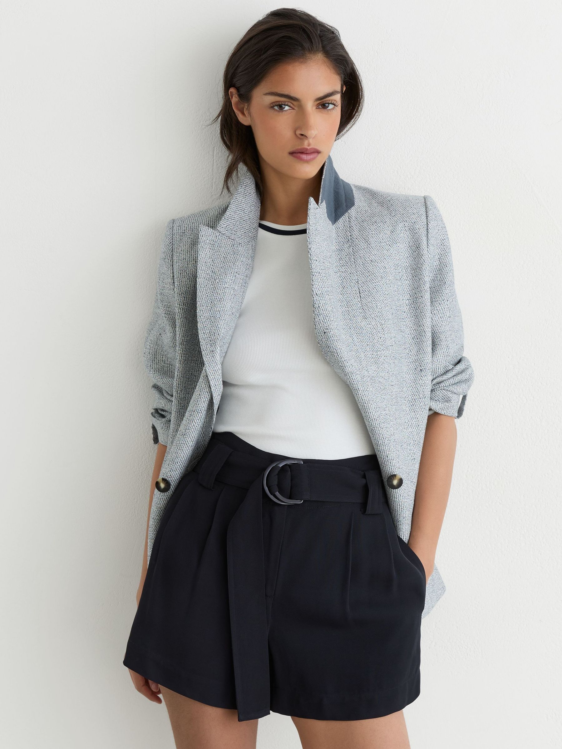 Twill Belted Relaxed Shorts in Navy - Image 3 of 7