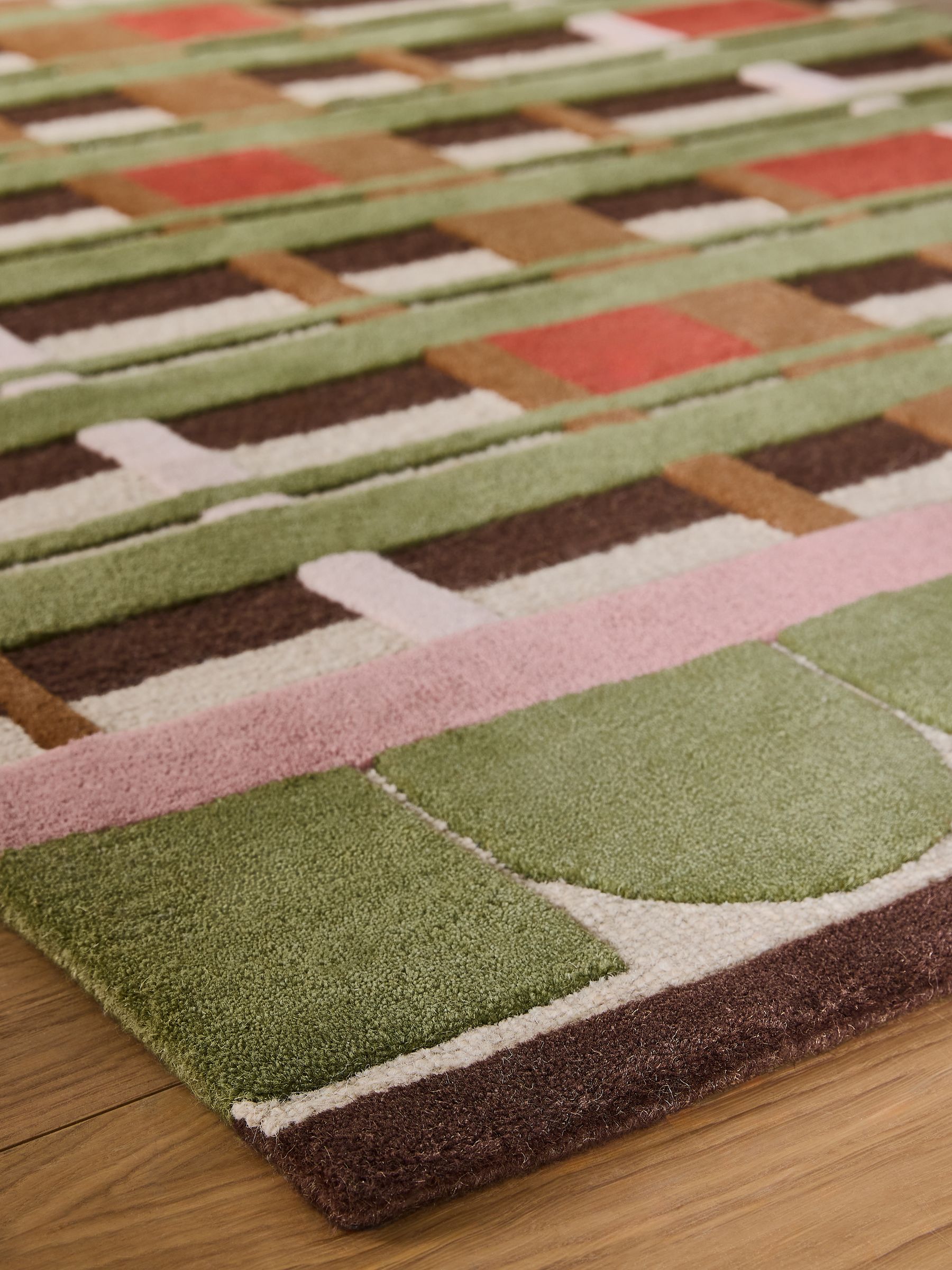 Barbican Tier Rug in Green - Image 3 of 5