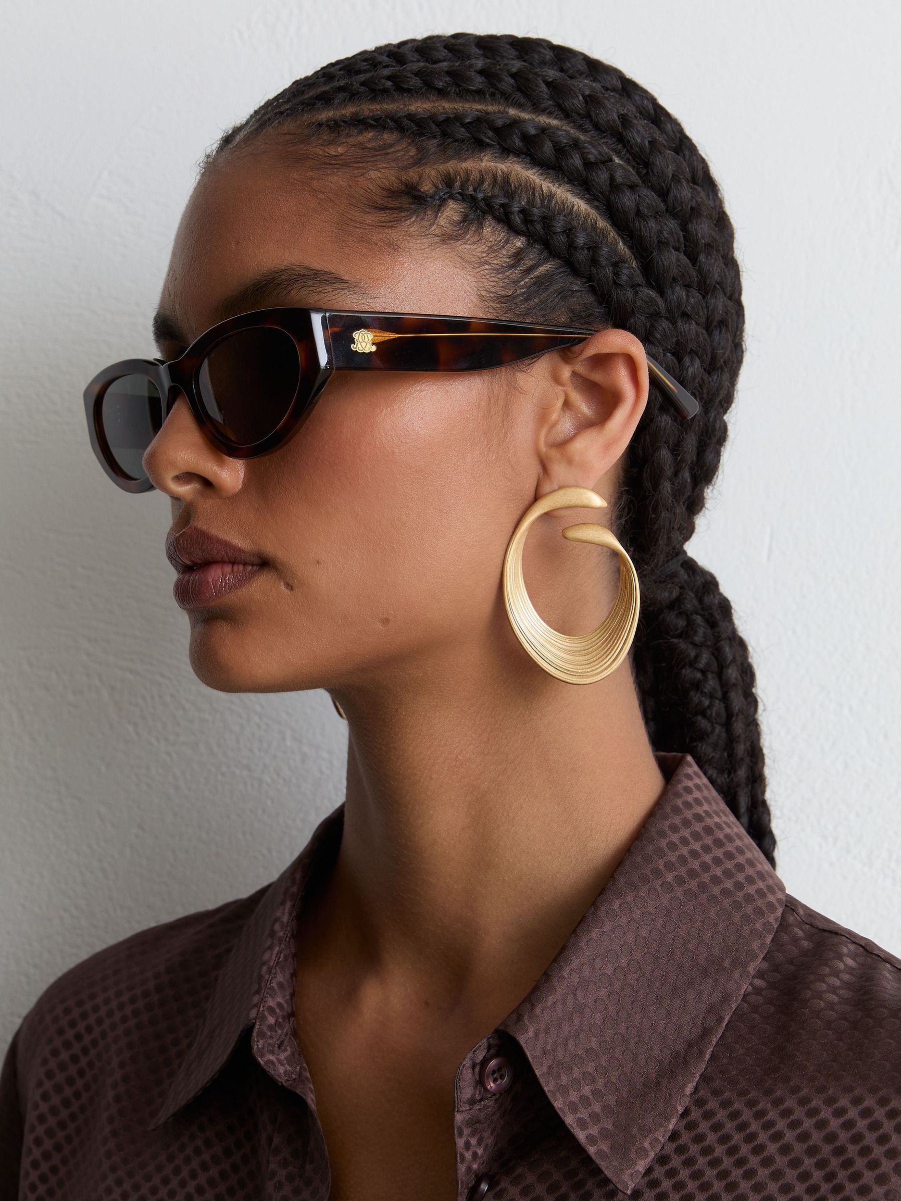 MESSYWEEKEND Oval-Frame Tortoiseshell Sunglasses in Tortoiseshell - Image 1 of 3 MESSYWEEKEND Oval-Frame Tortoiseshell Sunglasses in Tortoiseshell - Image 1 of 3