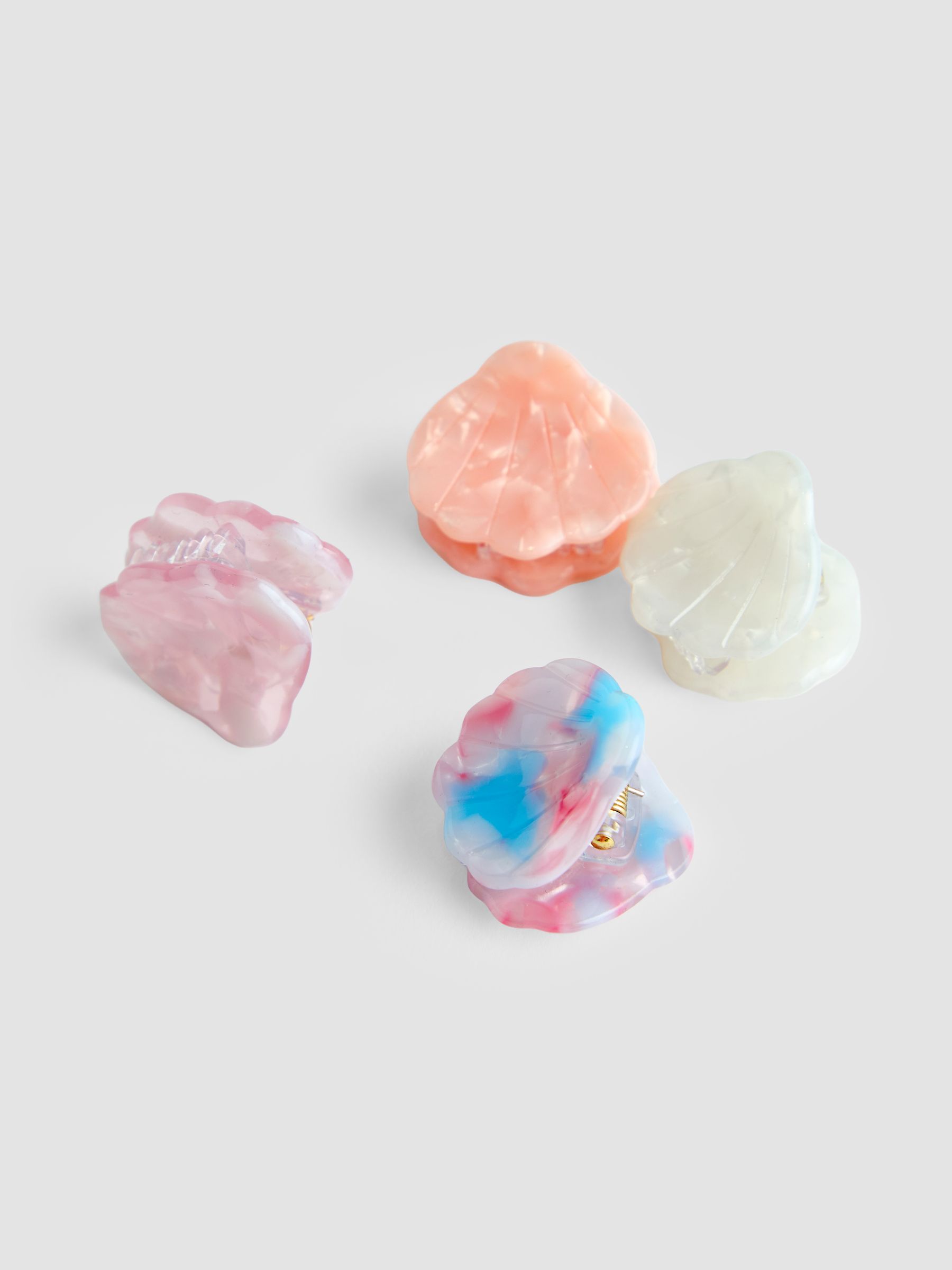 Light Pink 4-Pack Shell Claw Clips - Image 3 of 4