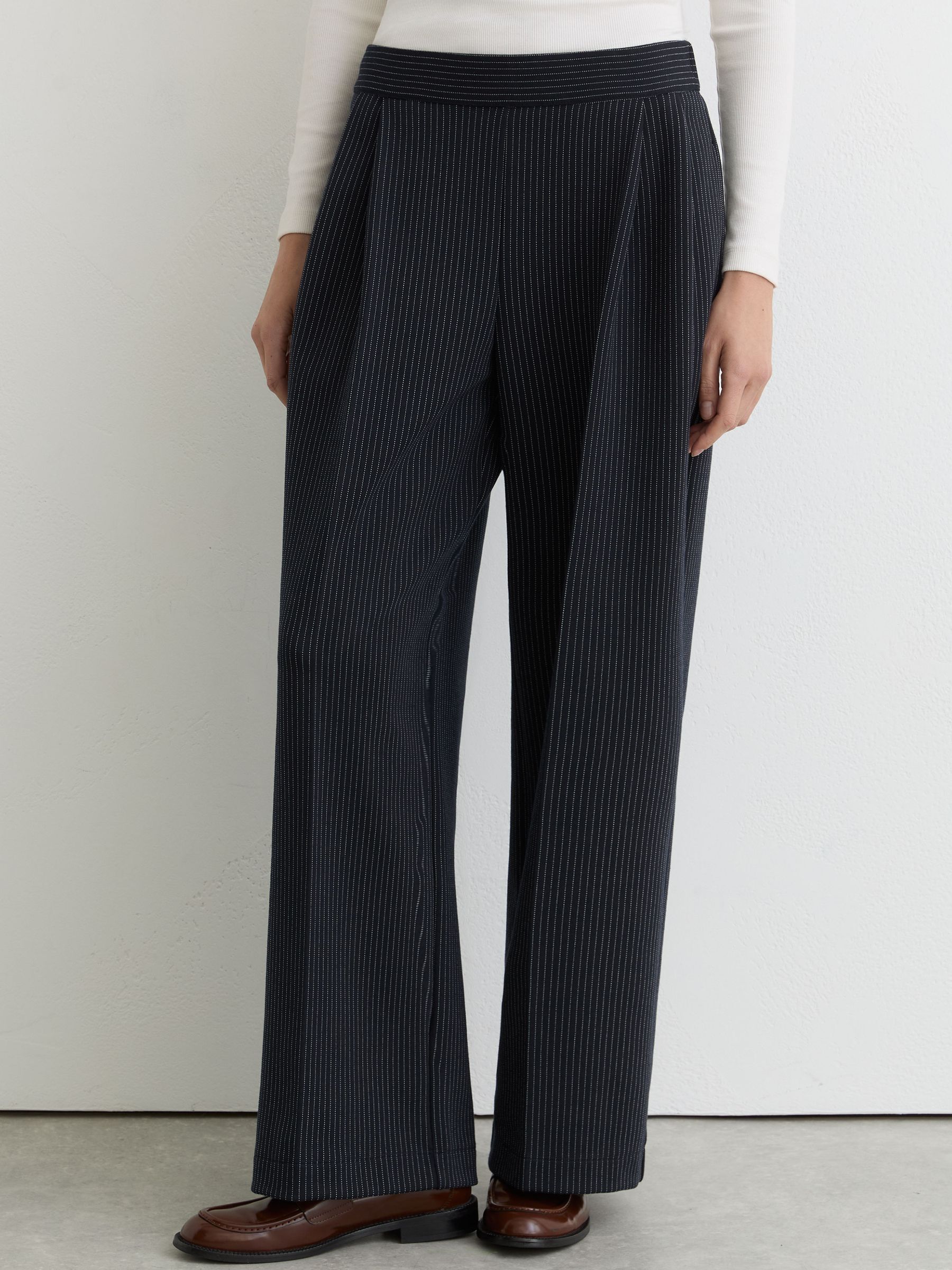 Petite Joggers in Navy - Image 3 of 7