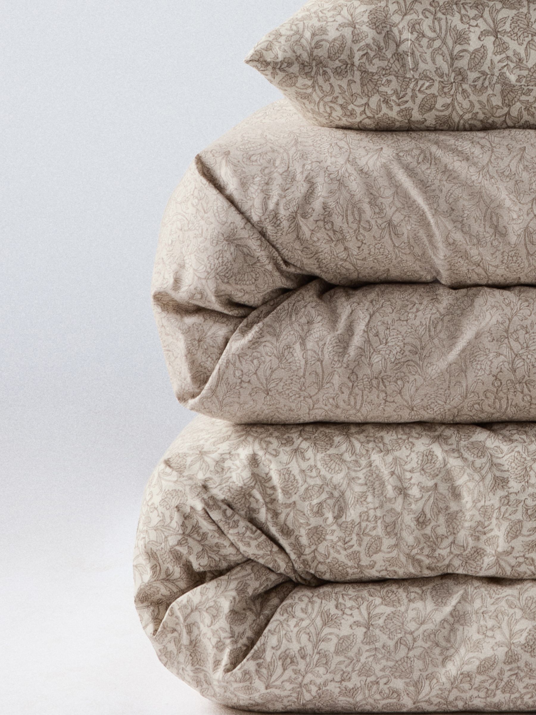 The Set 8 Piece Natural Woodblock Floral Duvet Cover and Pillowcase Set with Fitted Sheets - Image 2 of 6