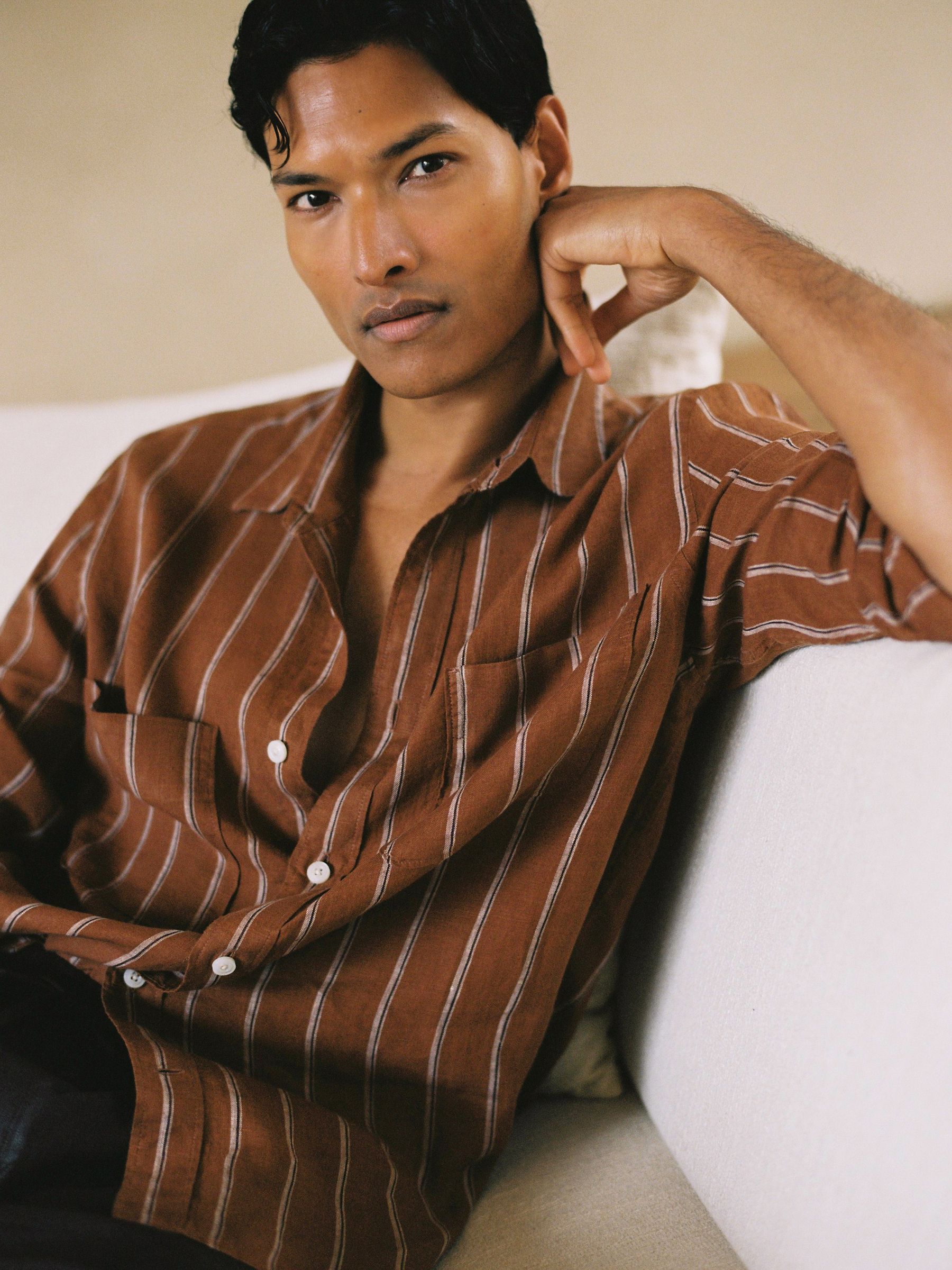 Linen Striped Regular-Fit Shirt in Tobacco/White - Image 4 of 8