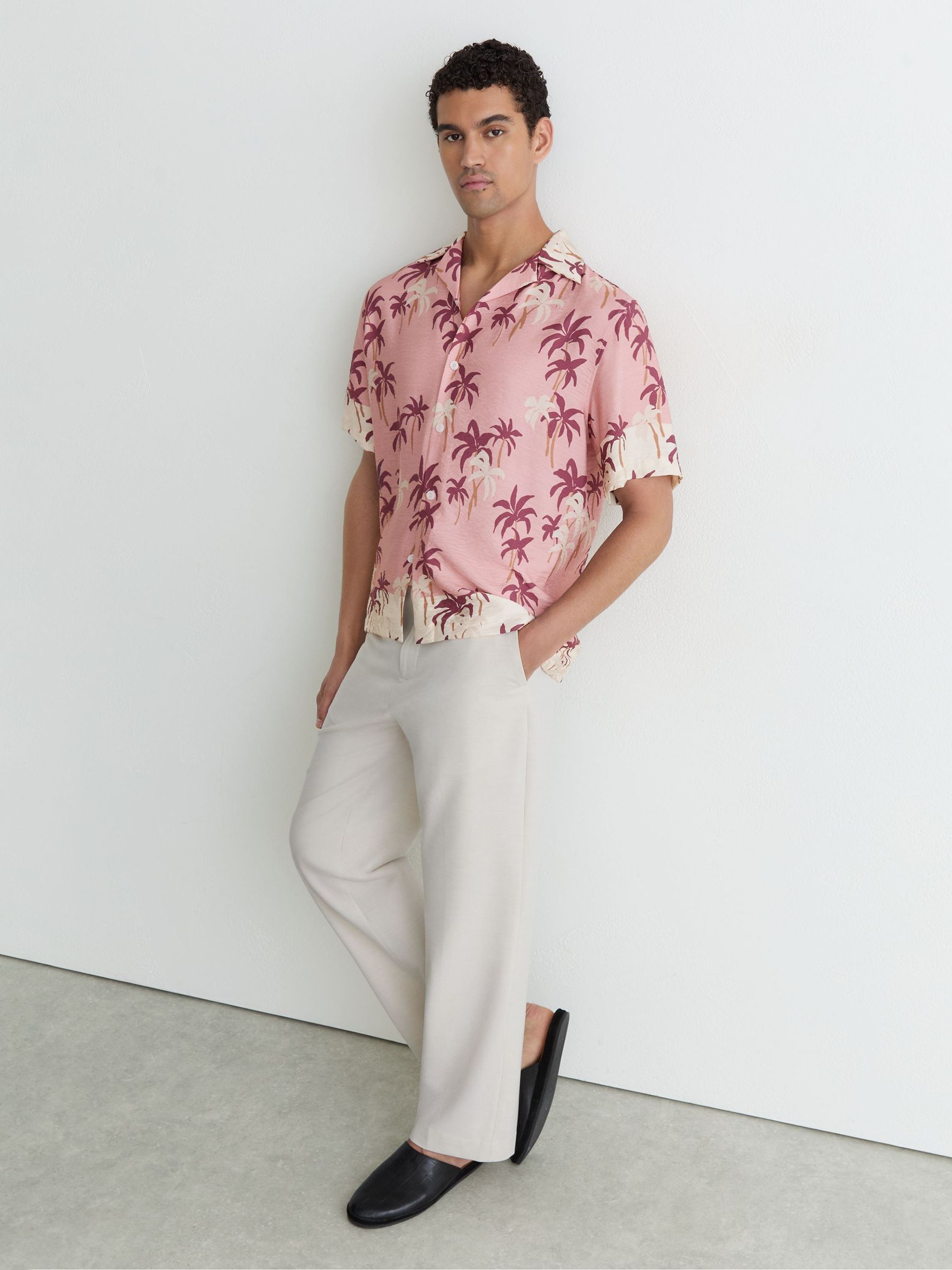 Palm-Print Cuban-Collar Shirt in Pink - Image 4 of 6