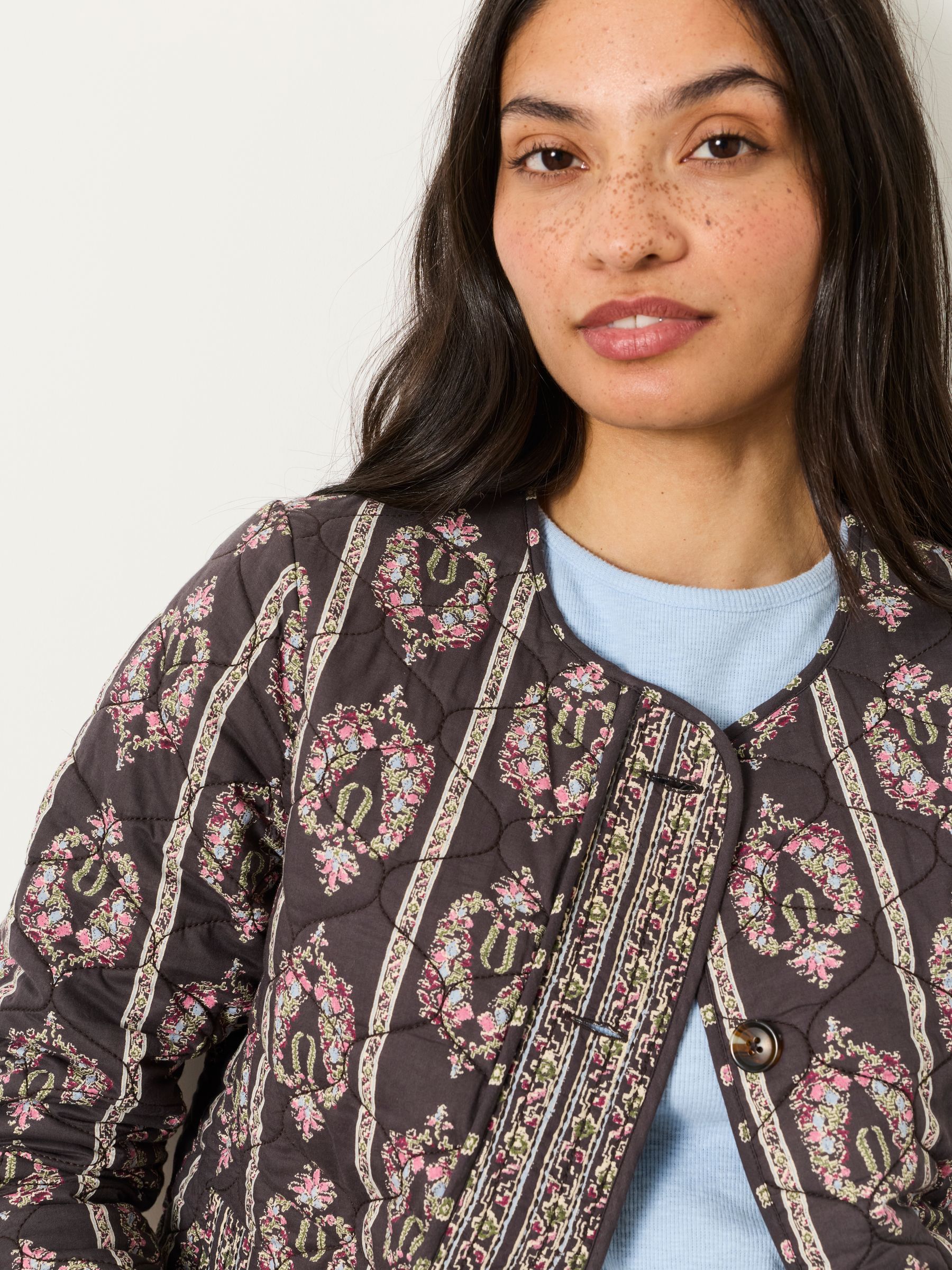 Grey Pink Paisley Petite Quilted Jacket - Image 5 of 6