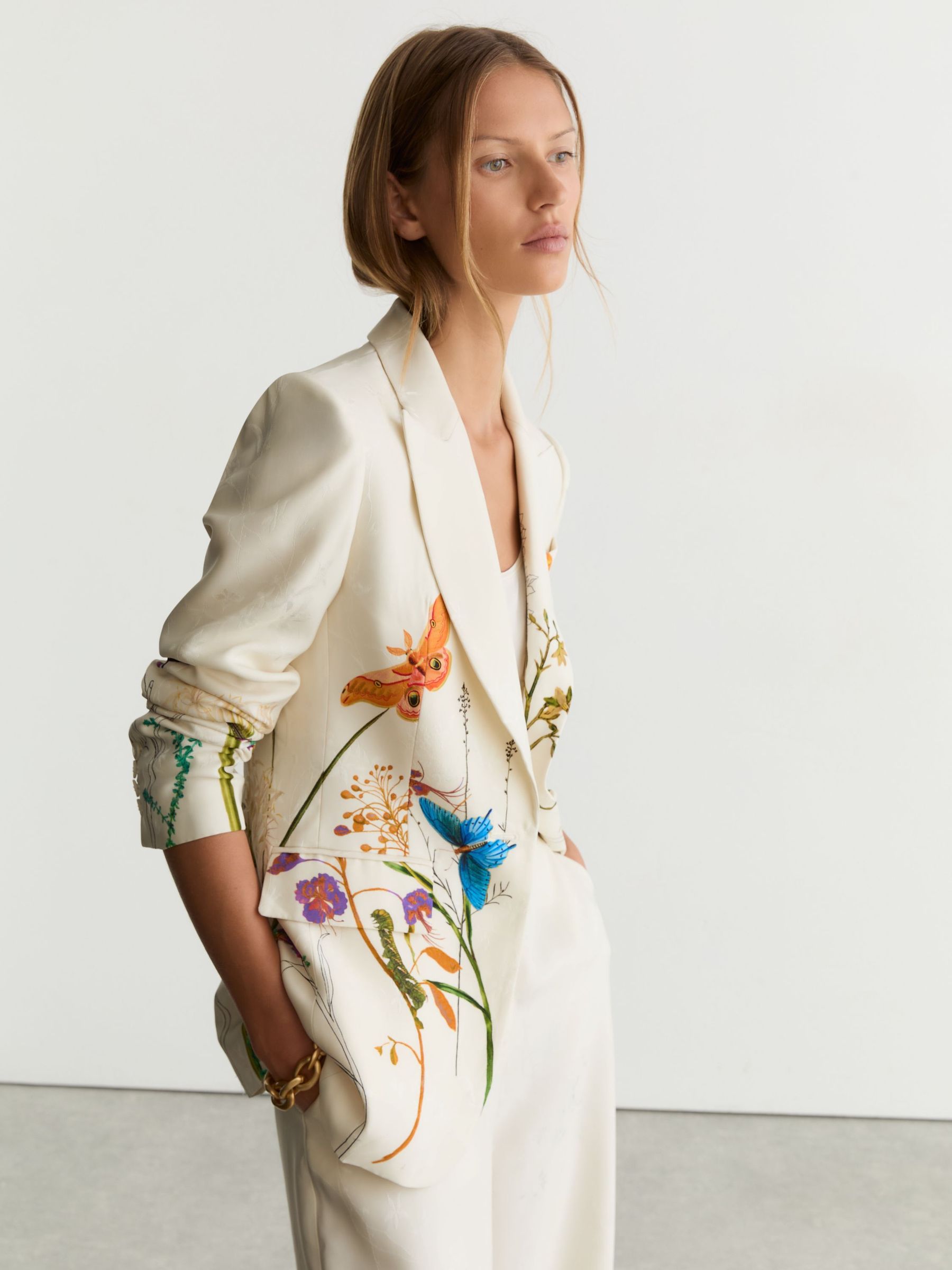 Reiss | NYBG Printed Single-Breasted Suit Blazer in Ivory - Image 4 of 6