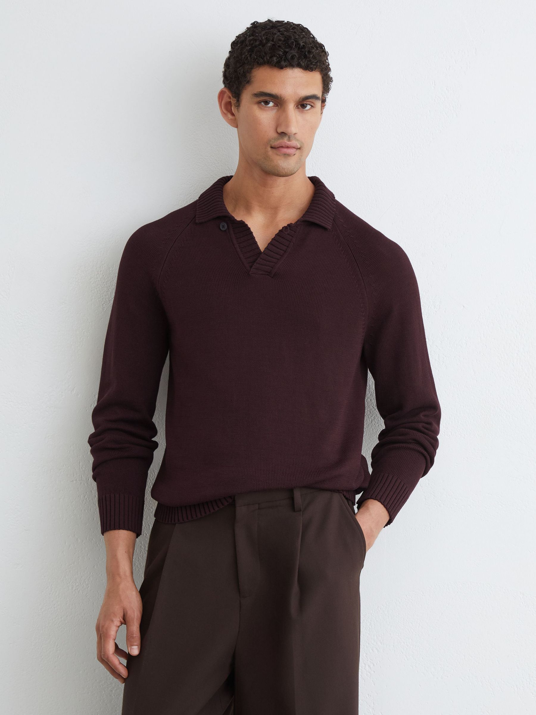 Cotton Open-Collar Polo Jumper in Bordeaux - Image 4 of 6