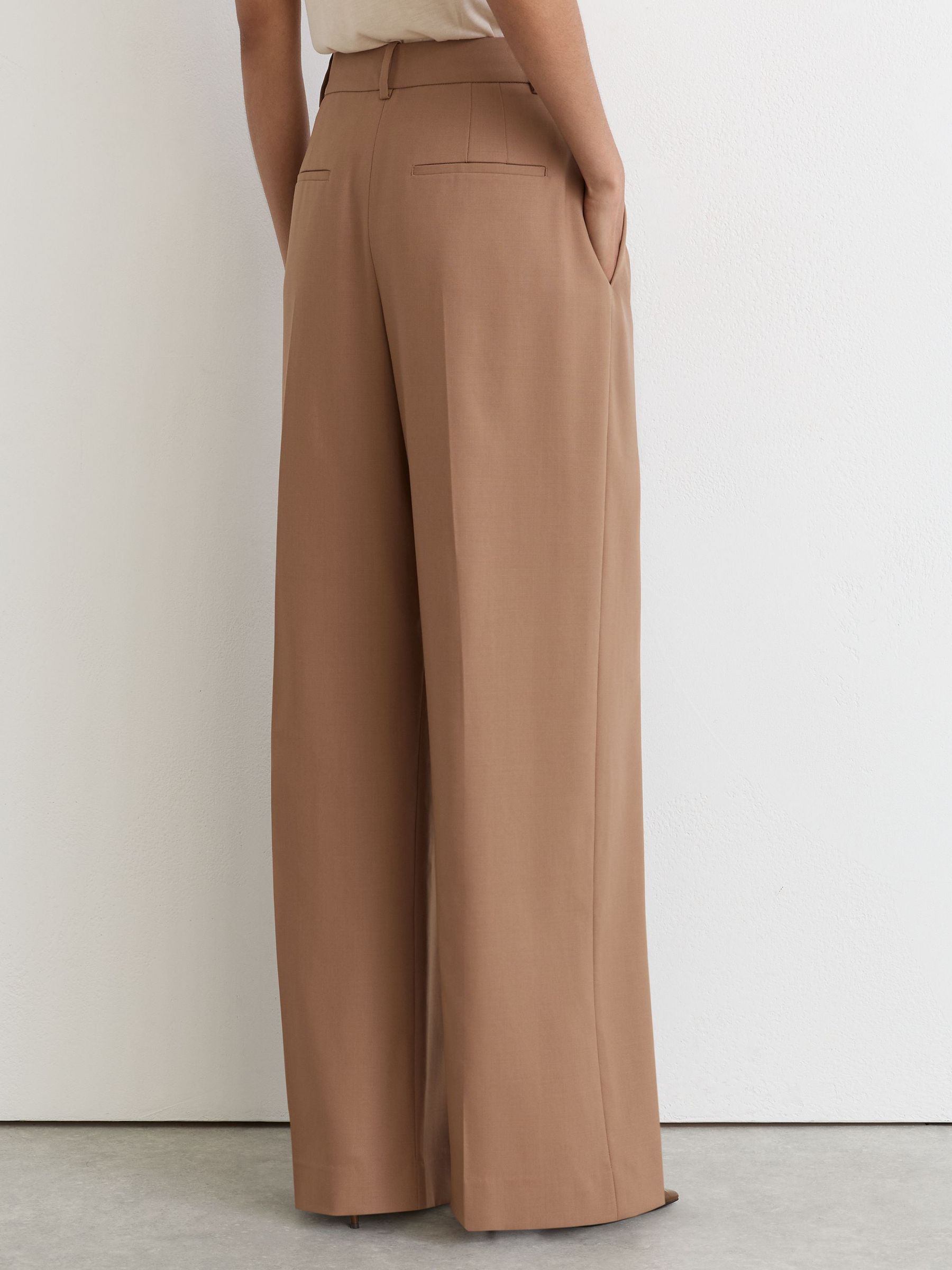 Wool-Blend Wide-Leg Pleated Trousers in Camel - Image 5 of 6