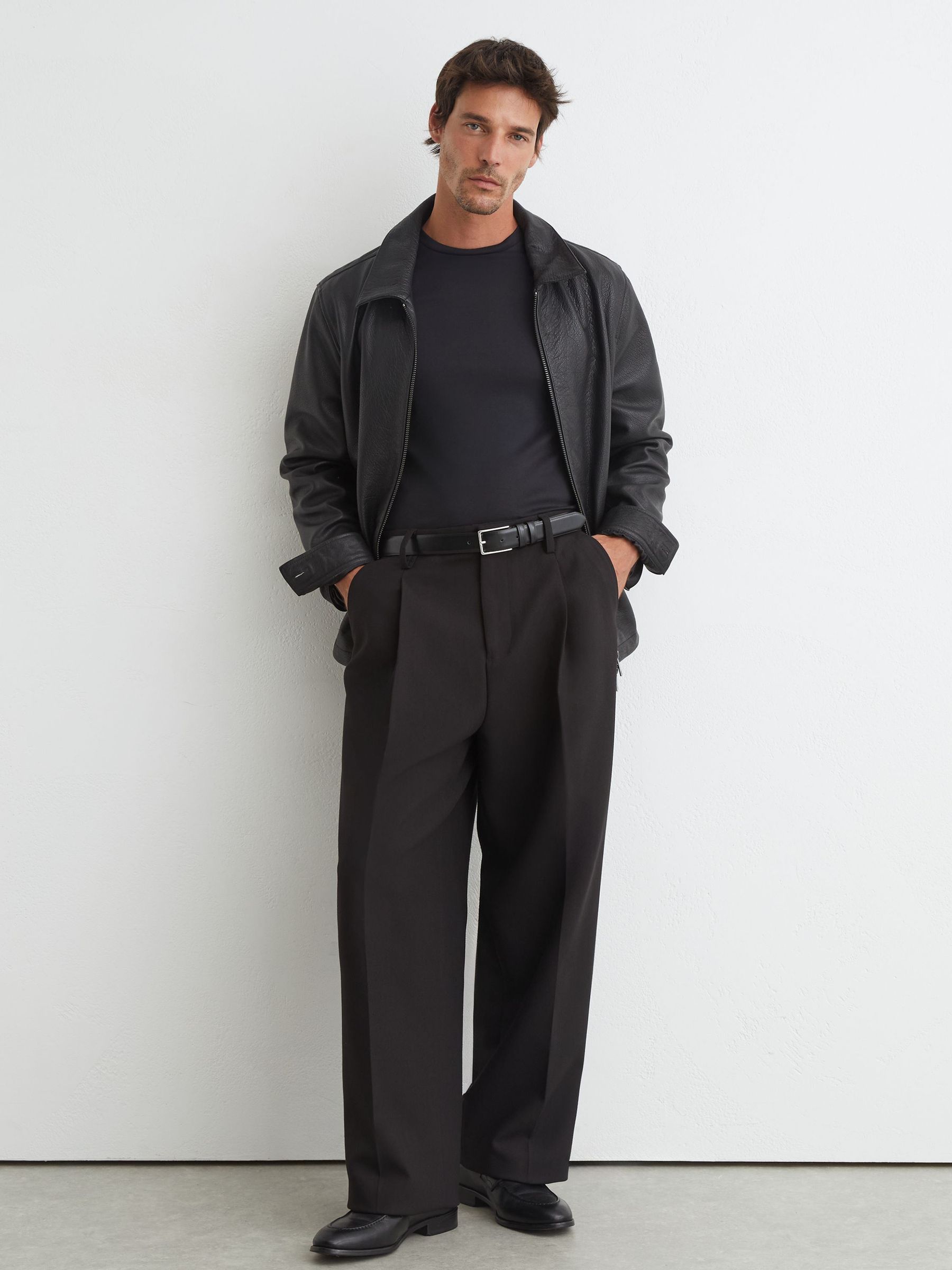 Air-Water Cotton Muscle-Fit T-Shirt in Black - Image 3 of 7