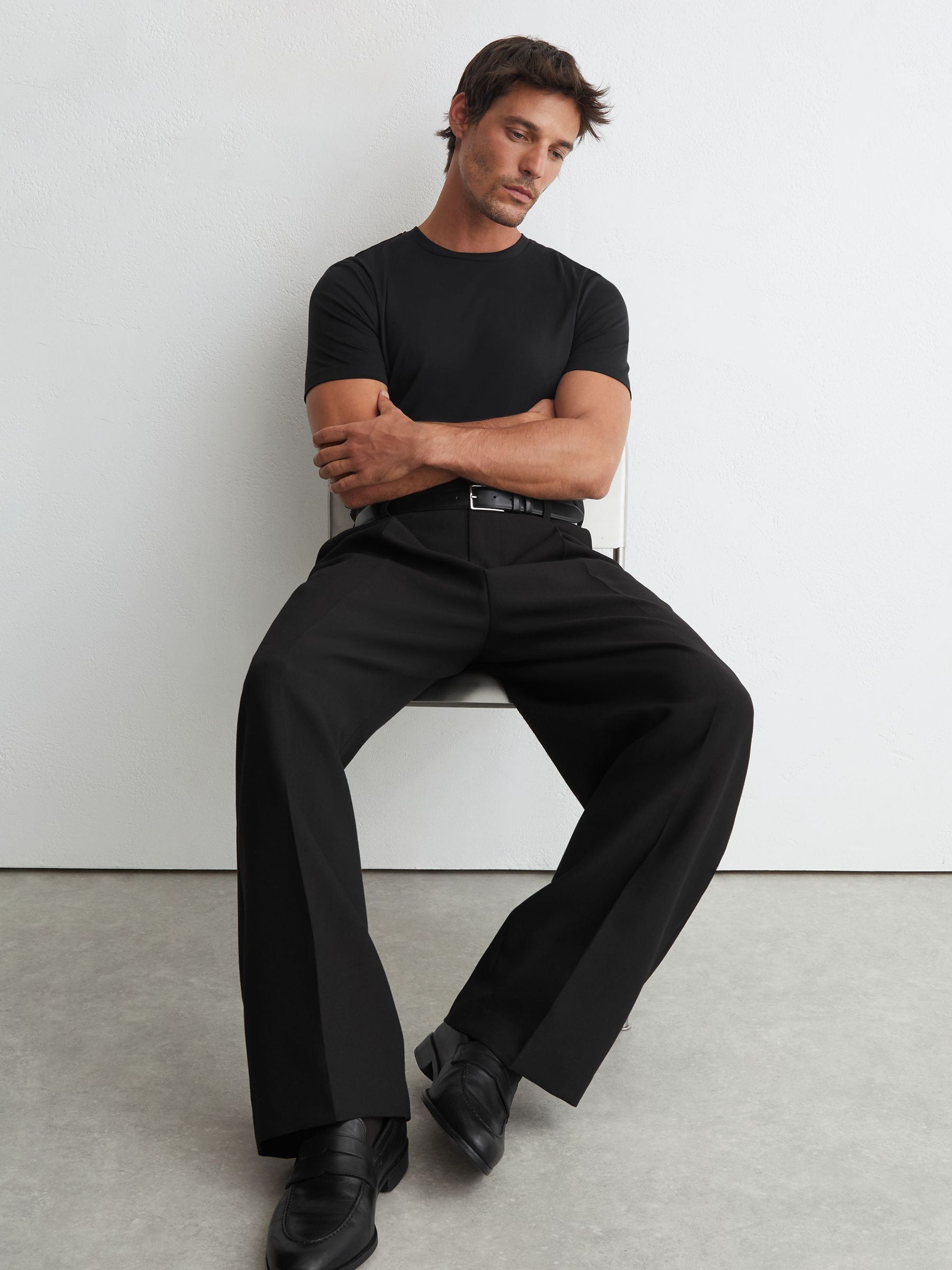 Air-Water Cotton Muscle-Fit T-Shirt in Black - Image 6 of 7