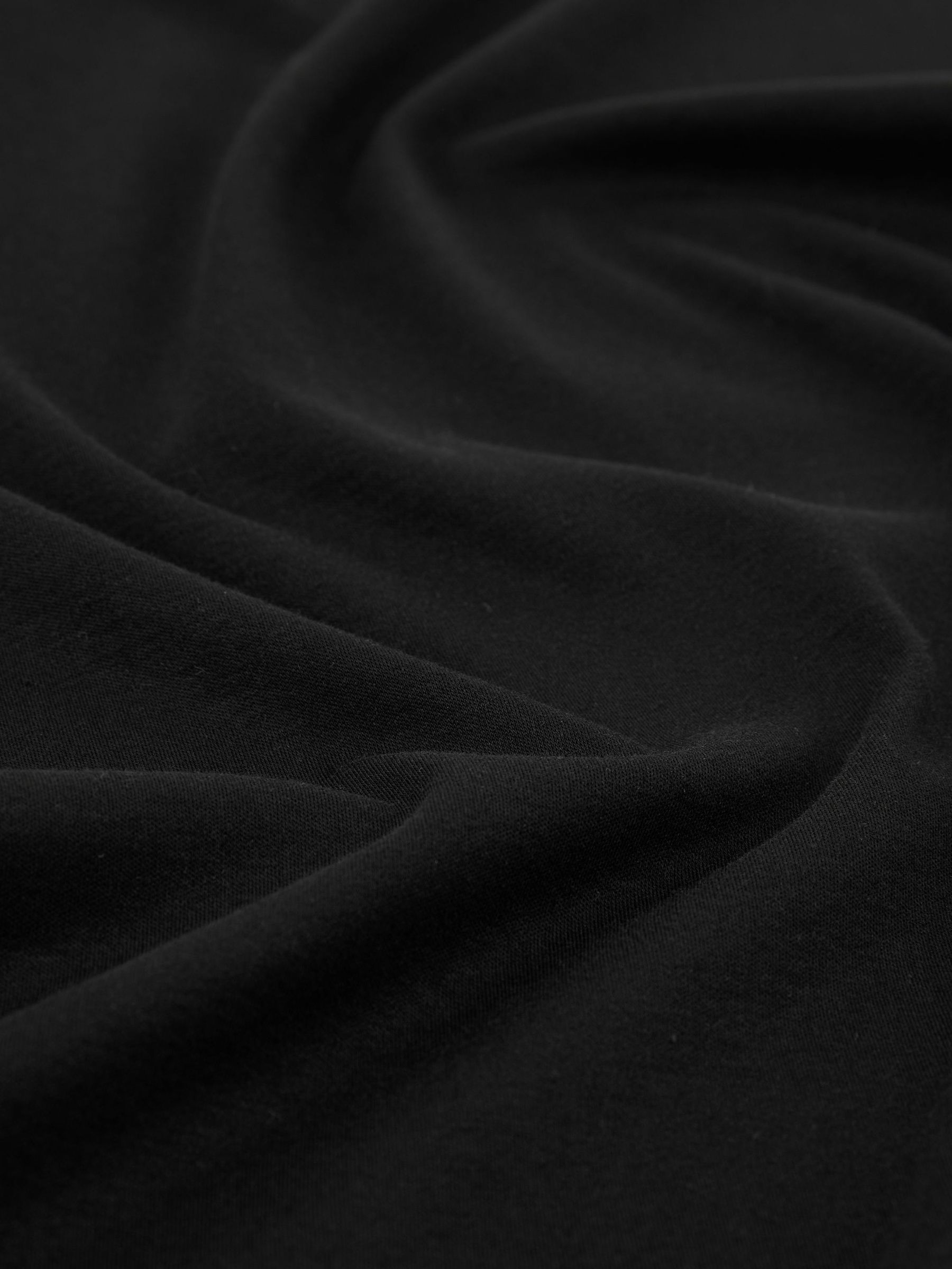 Air-Water Cotton Muscle-Fit T-Shirt in Black - Image 7 of 7