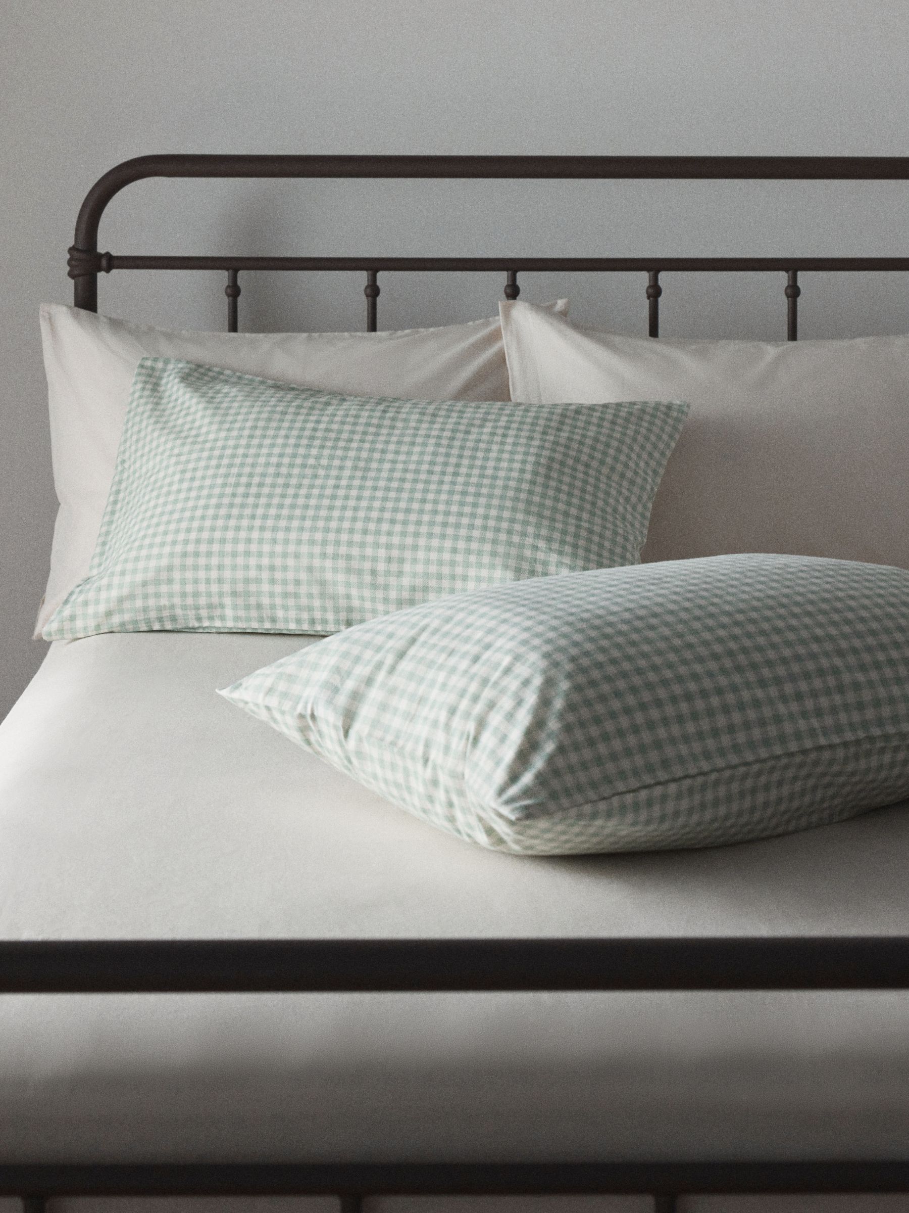 The Set Set of 2 Green Gingham/Natural Pillowcase and Fitted Sheet - Image 3 of 6