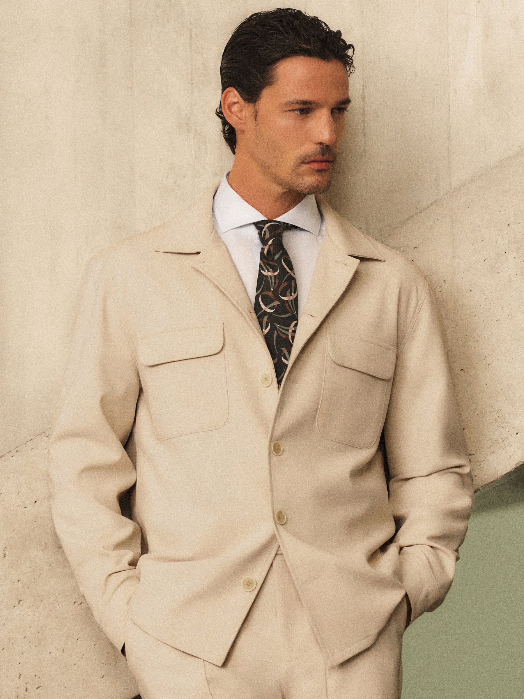 Twin-Pocket Button-Through Overshirt in Stone - Bild 1 av 10