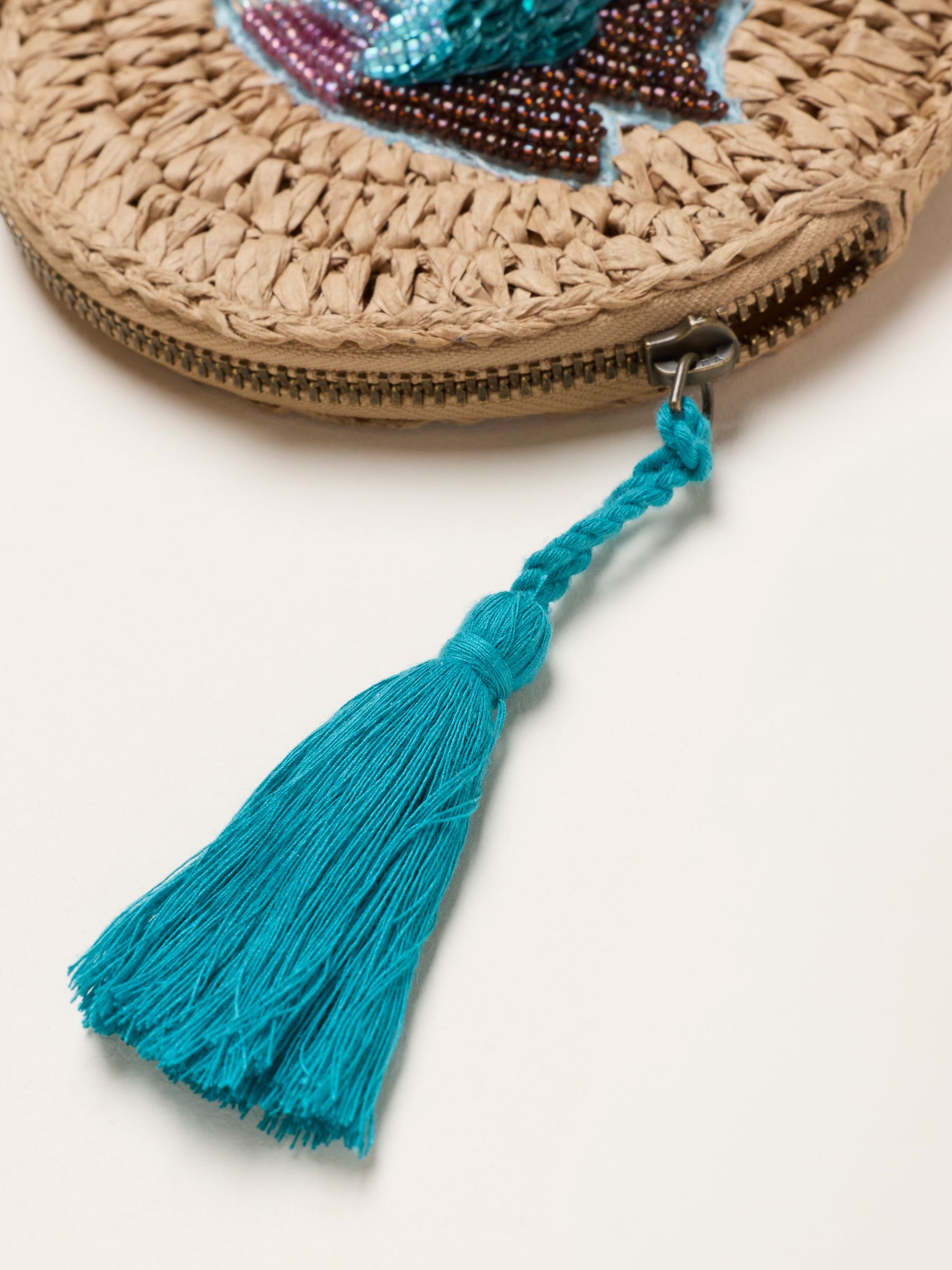 Natural Fish Beaded Raffia Pouch - Image 3 of 3