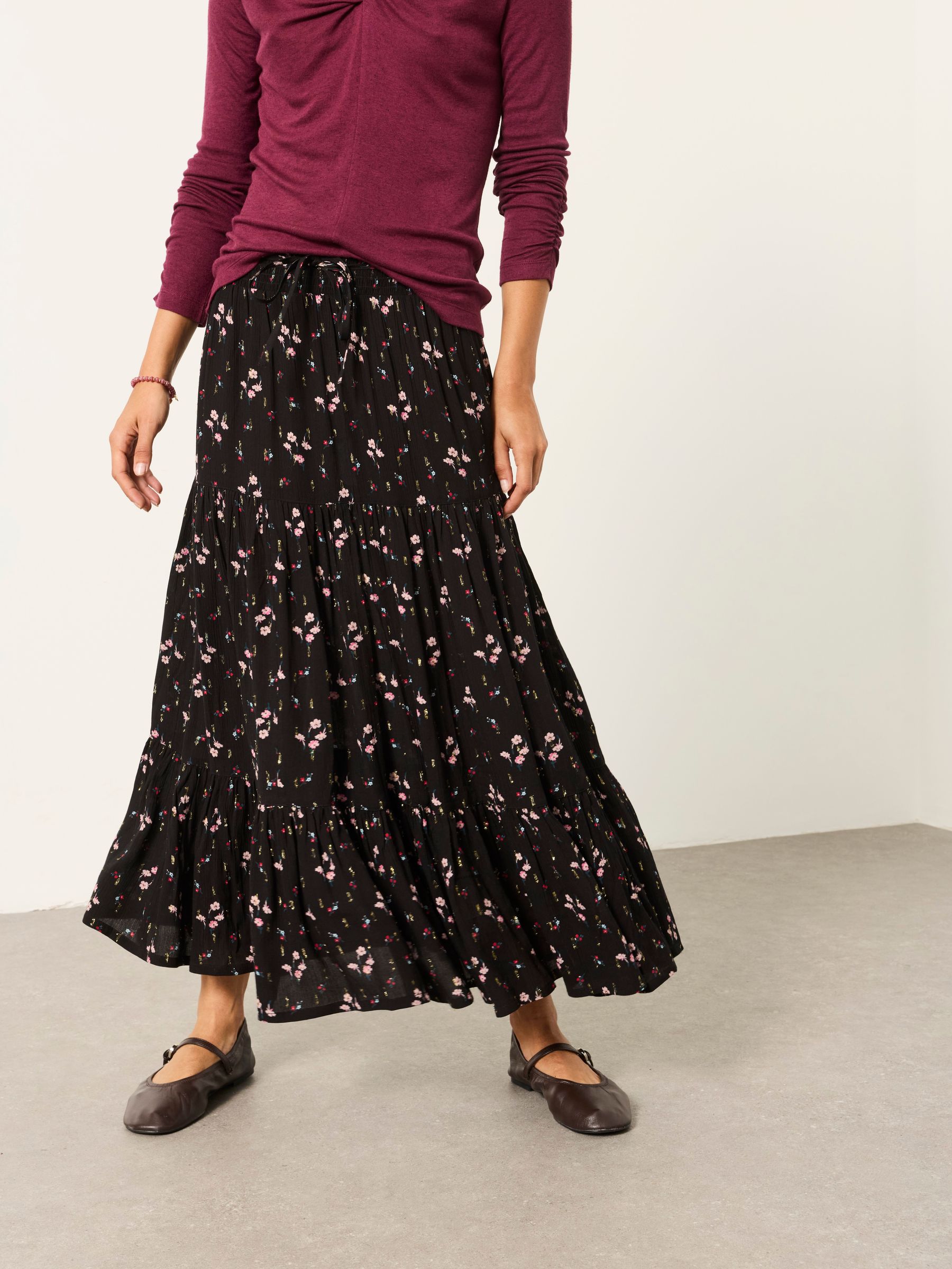 Jayla Black Rose Bud Maxi Skirt - Image 4 of 6