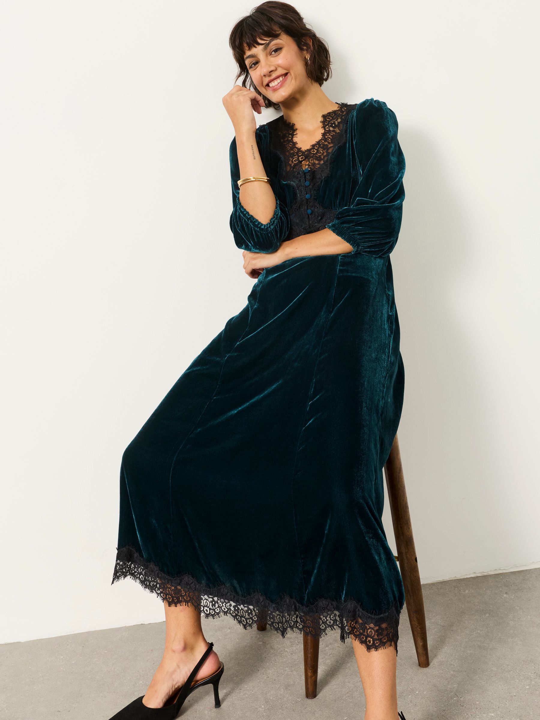Libby Teal Blue Velvet Midi Dress - Image 5 of 6