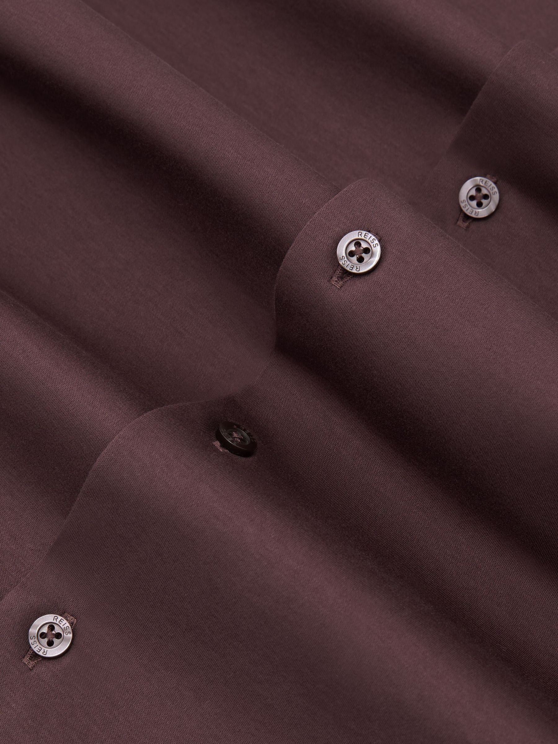 Air-Water Cotton Slim-Fit Shirt in Dark Plum - Bild 5 av 5