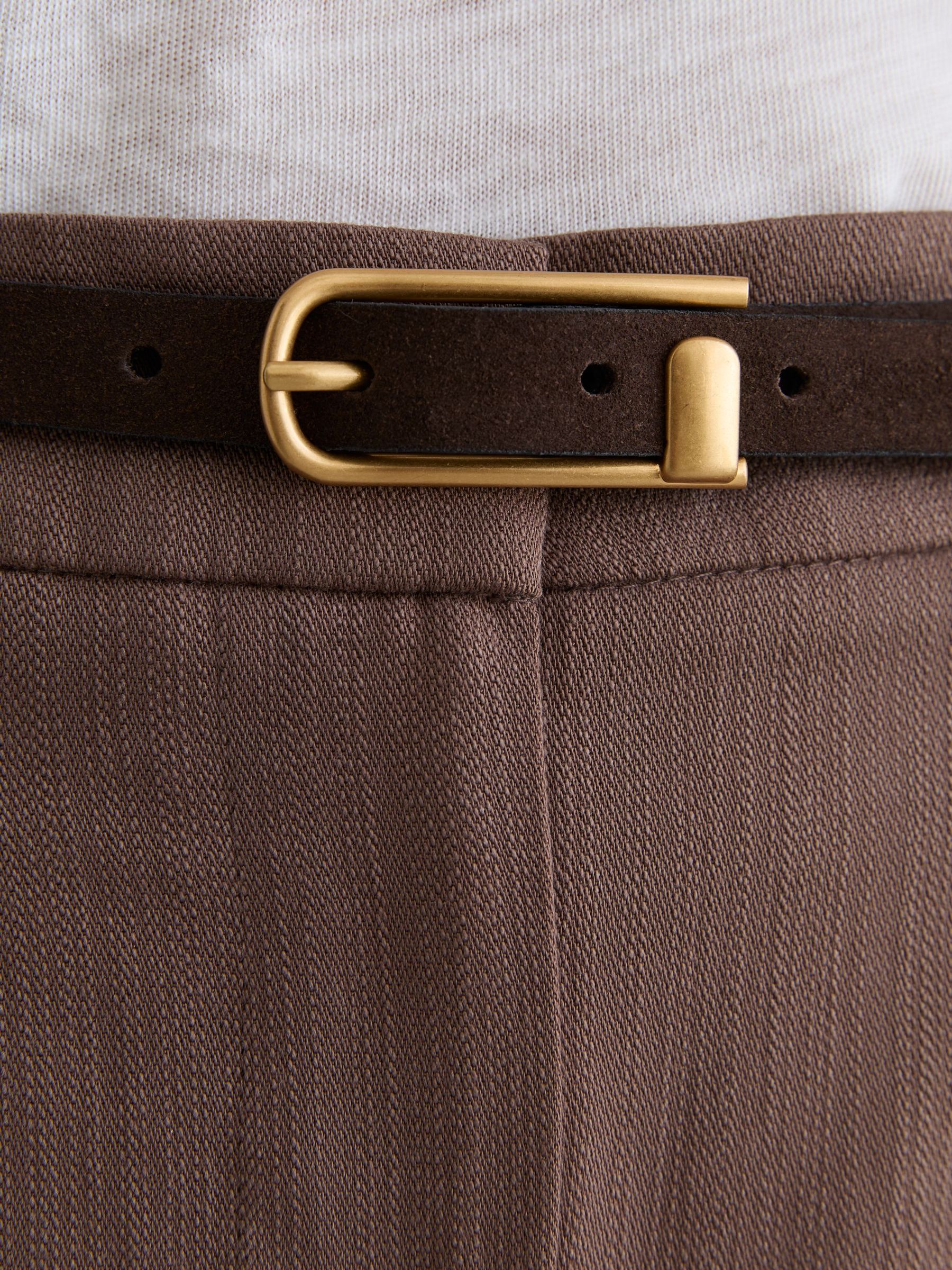 Slim Suede Half-Keeper Belt in Chocolate - Image 4 of 5