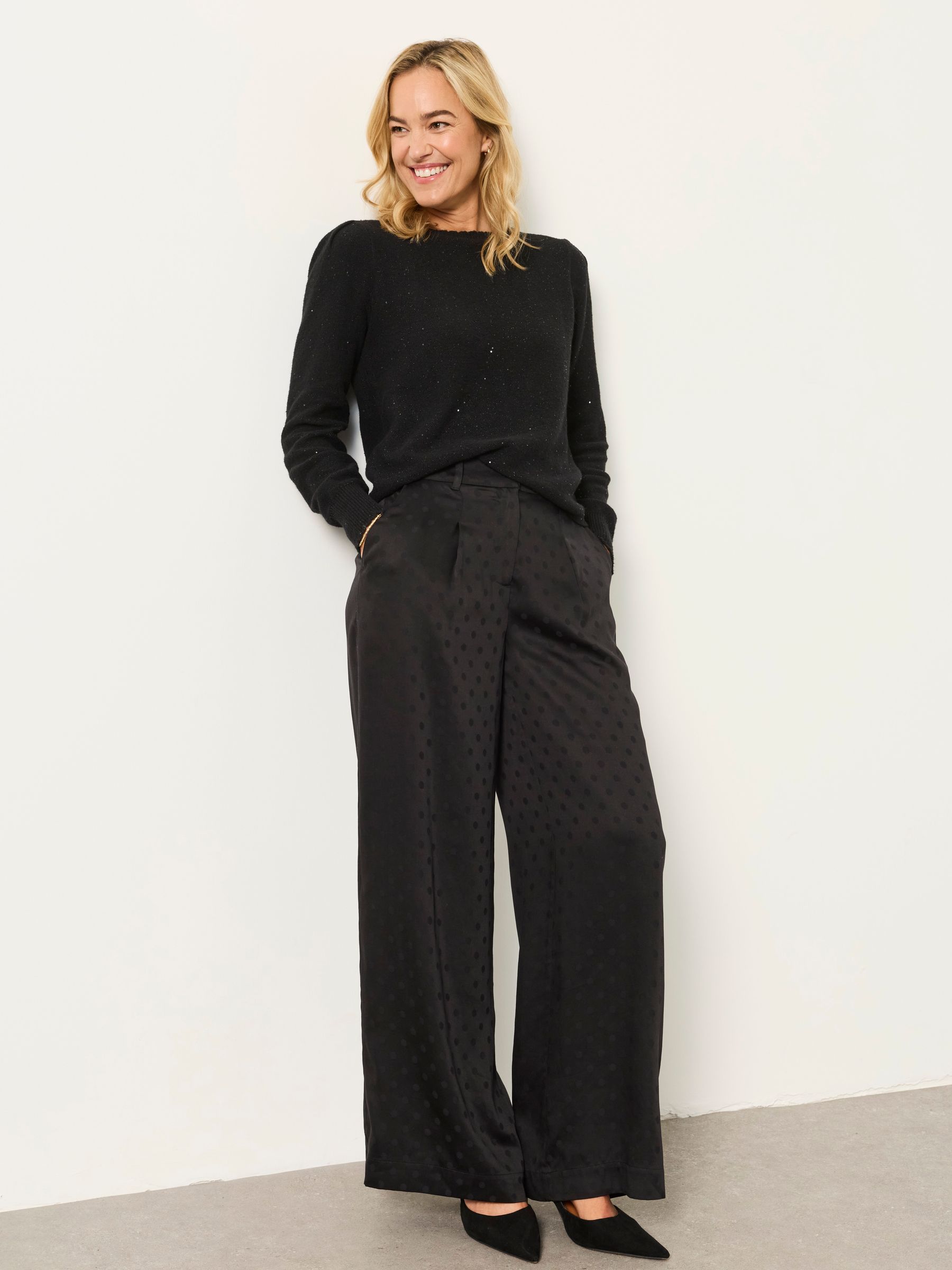 Skylar Black Knitted Sequin Sparkle Frill Cuff Jumper - Image 3 of 6