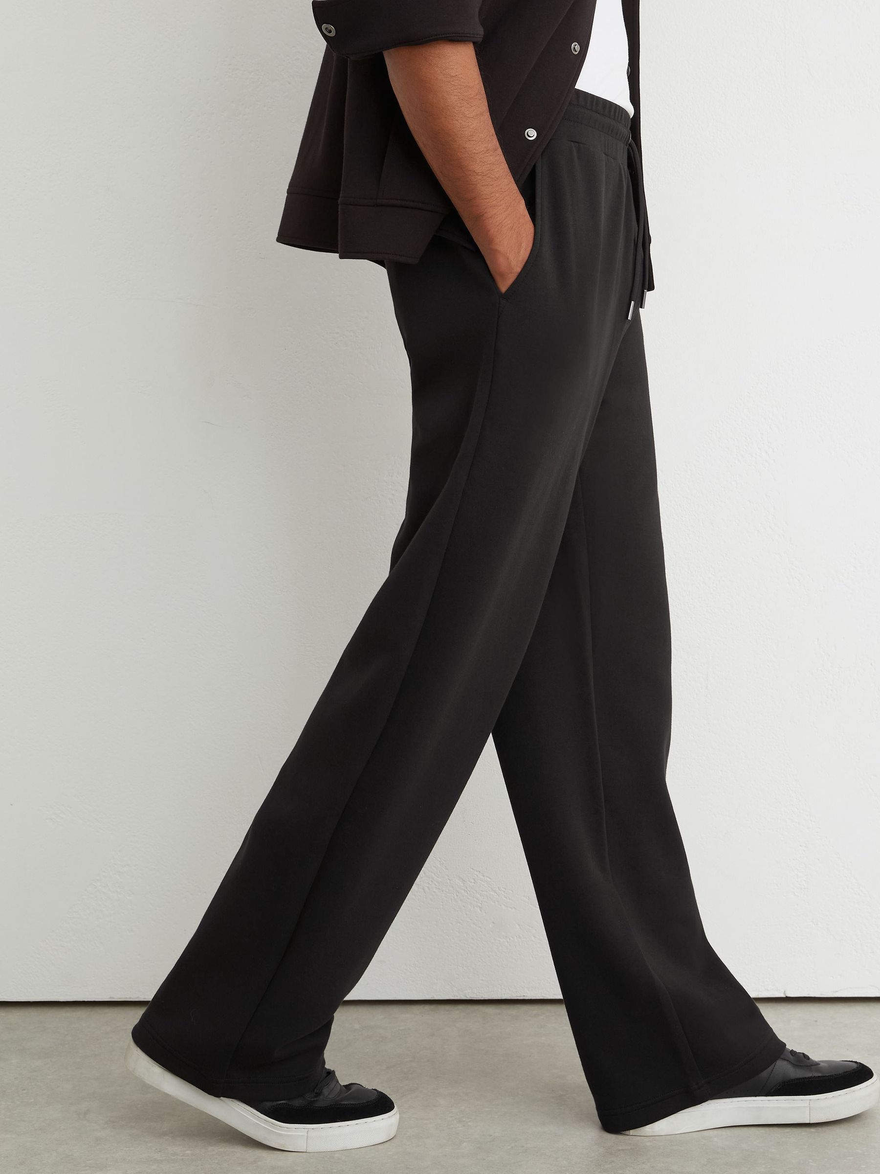 Sueded Interlock Jersey Relaxed-Fit Joggers in Black - Image 6 of 8