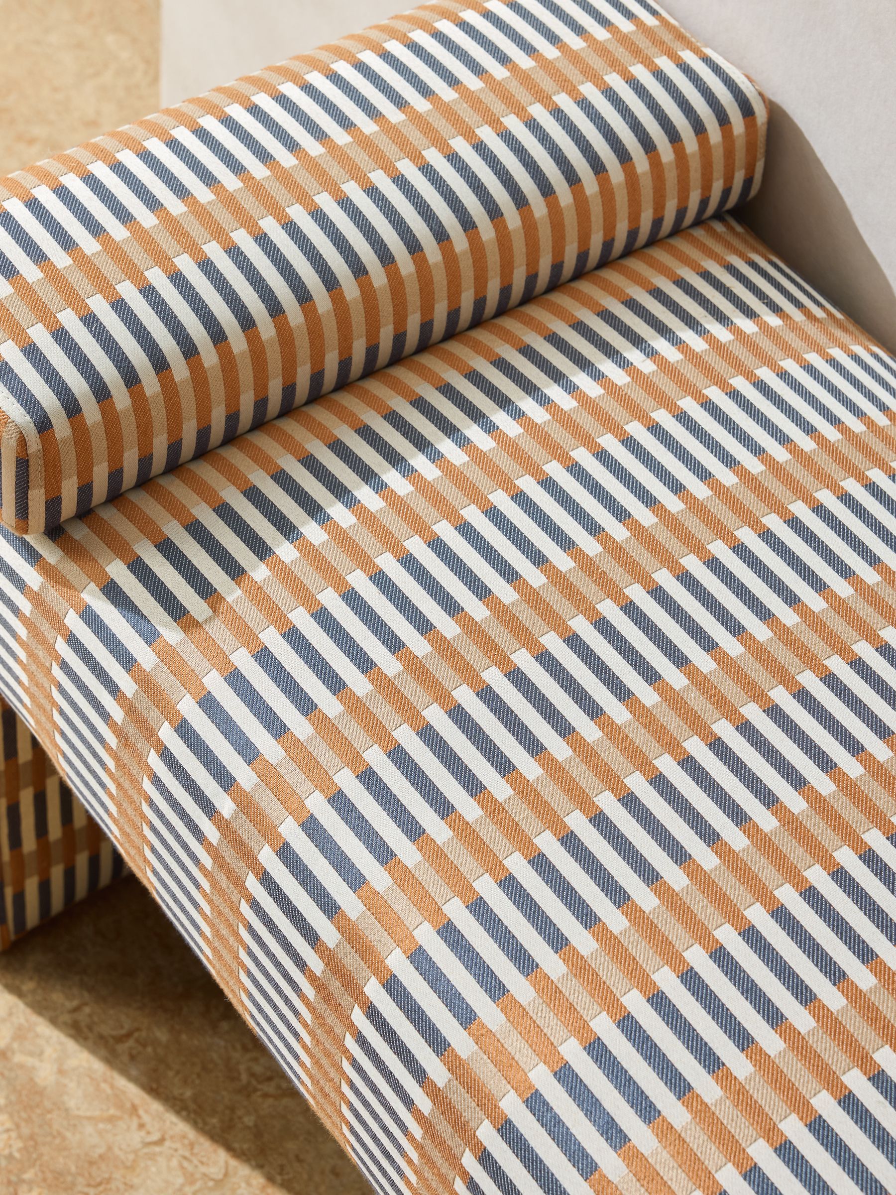 Brixton Bench in Sirio Blue - Image 3 of 3