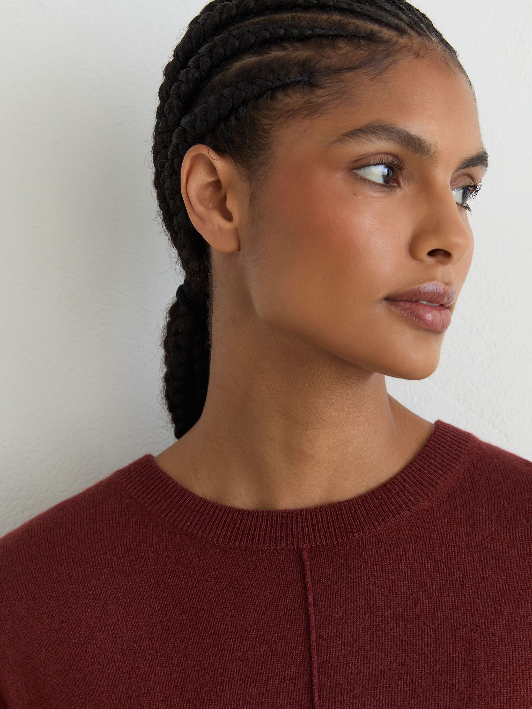 Wool-Blend Reverse-Seam Jumper with Cashmere in Dark Red - Image 4 of 8