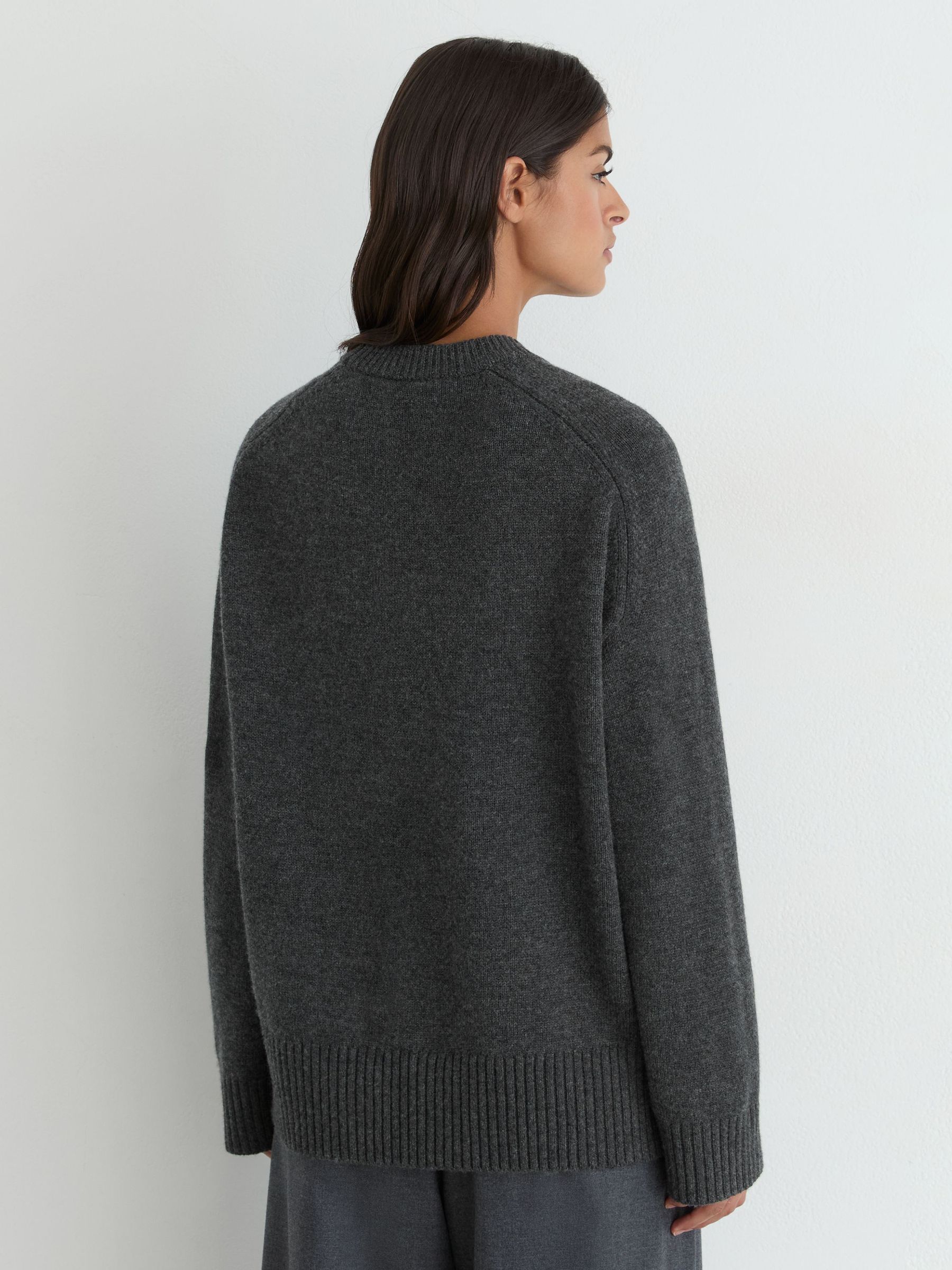 Pull à col rond et manches raglan en laine et cachemire, gris anthracite - Image 5 de 7