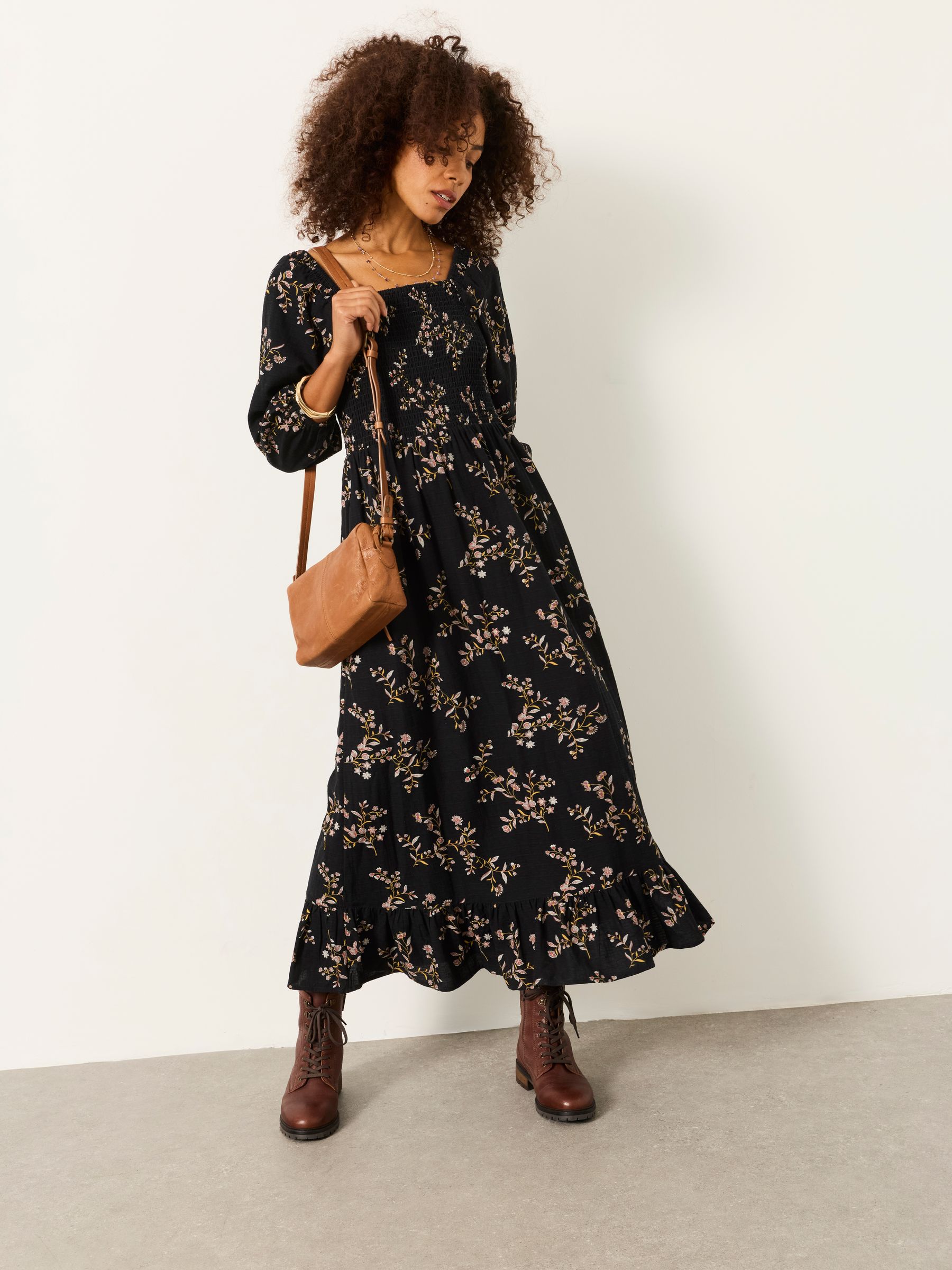 Adele Black Vintage Floral Petite Midi Dress - Image 4 of 5
