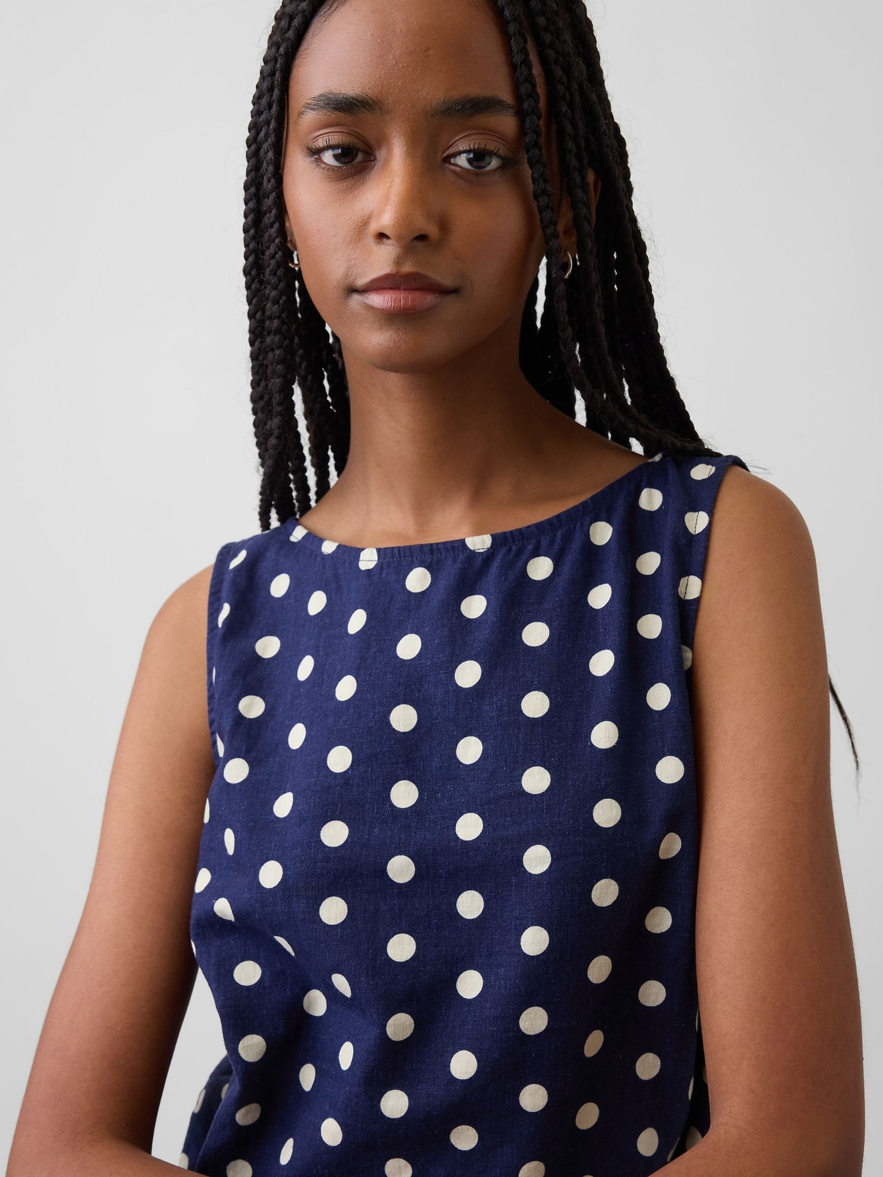 Navy Polka Dot Linen-Blend Crop Shell Vest - Image 4 of 4