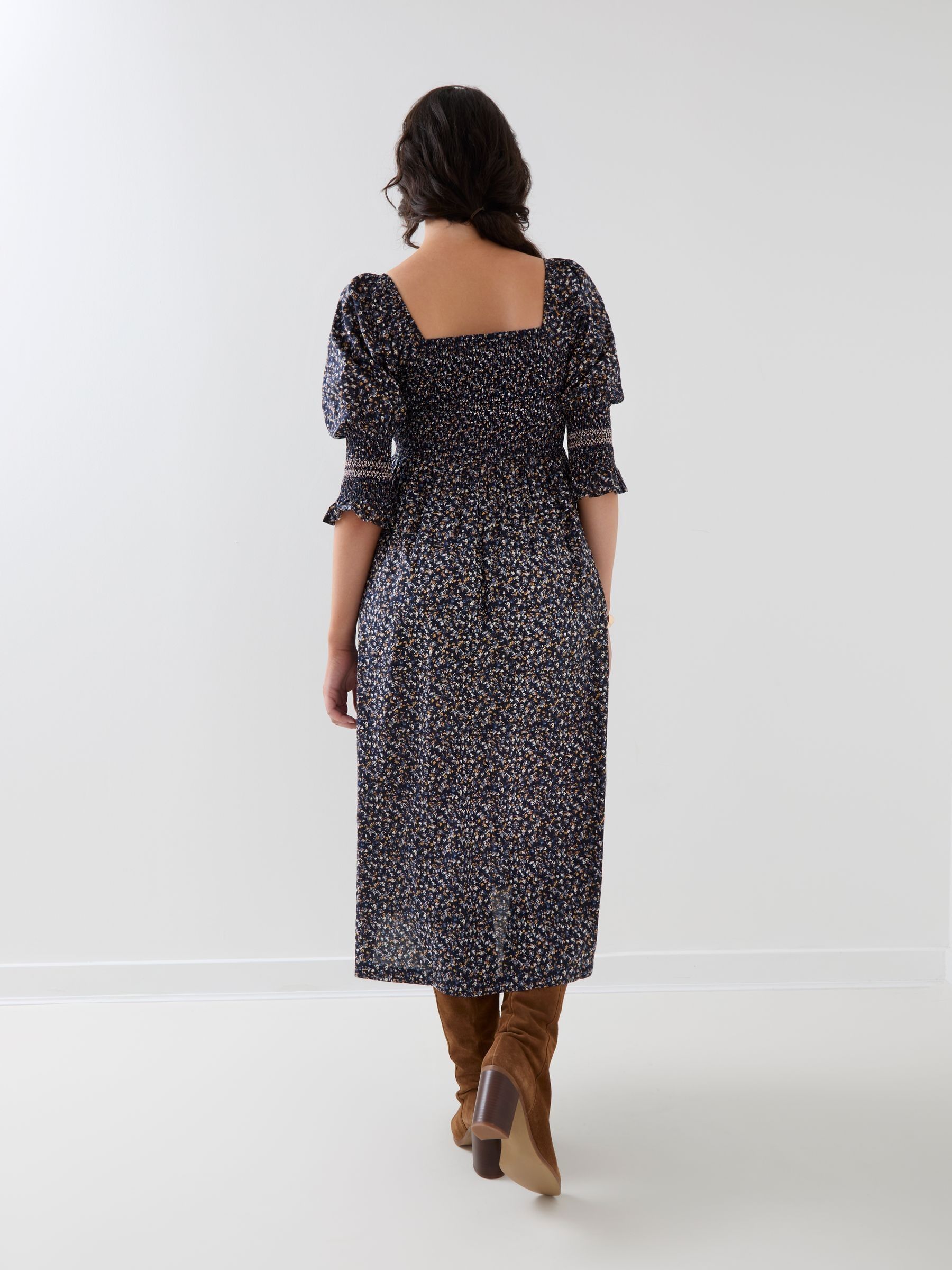 Dark Green Floral Long Sleeve Shirred Midi Maternity Dress - Image 3 of 5