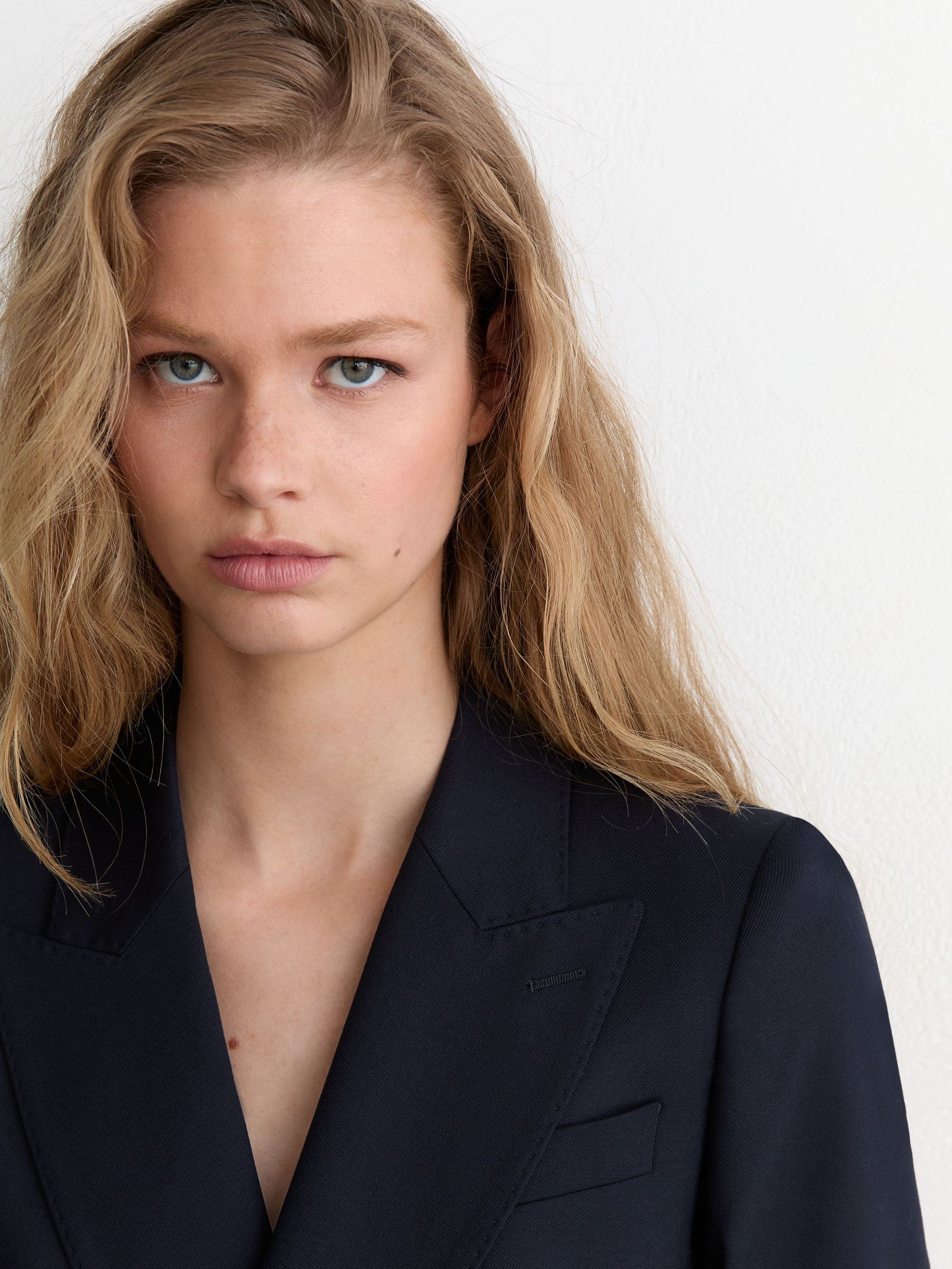 Tall Wool-Blend Double-Breasted Suit Blazer in Navy - Image 3 of 8