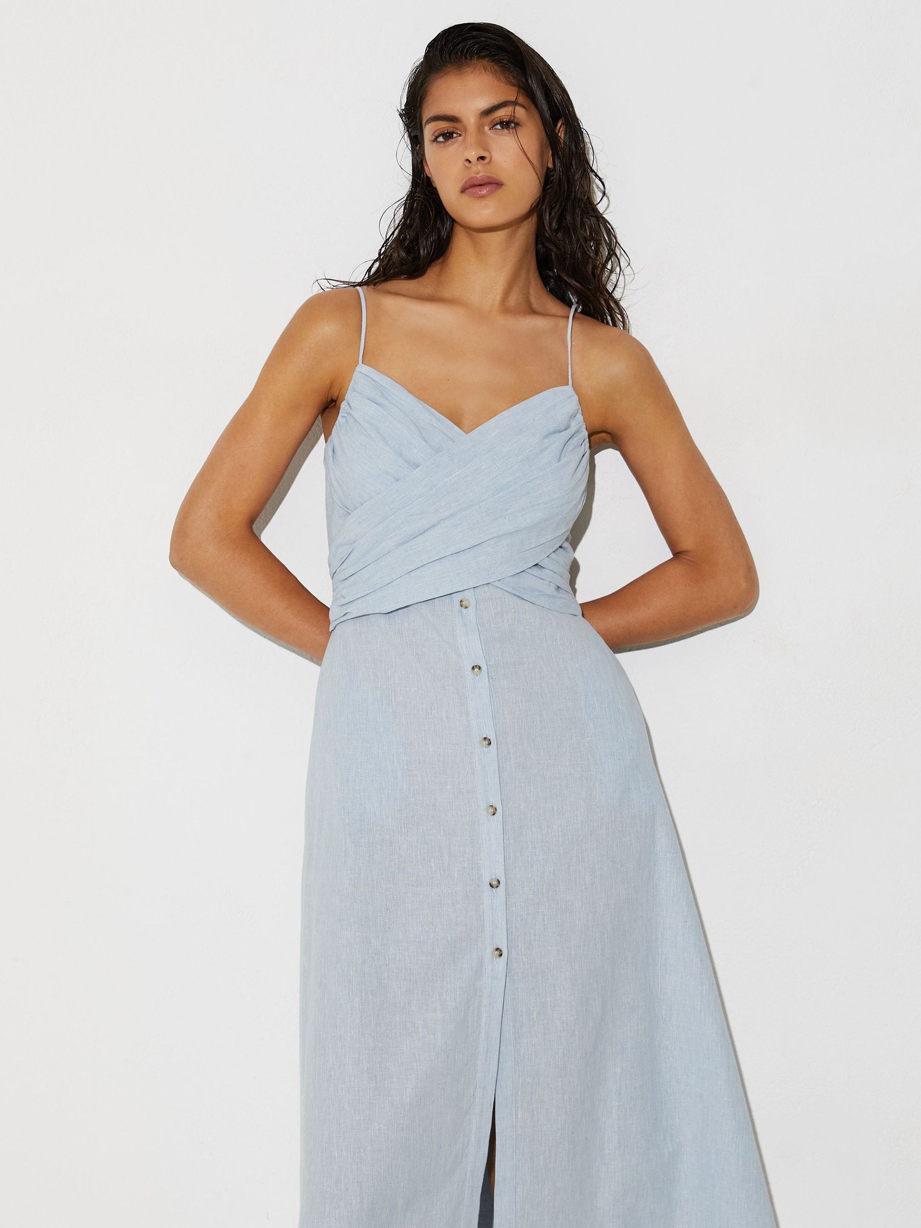 Linen-Cotton Draped Midi Beach Dress in Pale Blue - Image 5 de 6